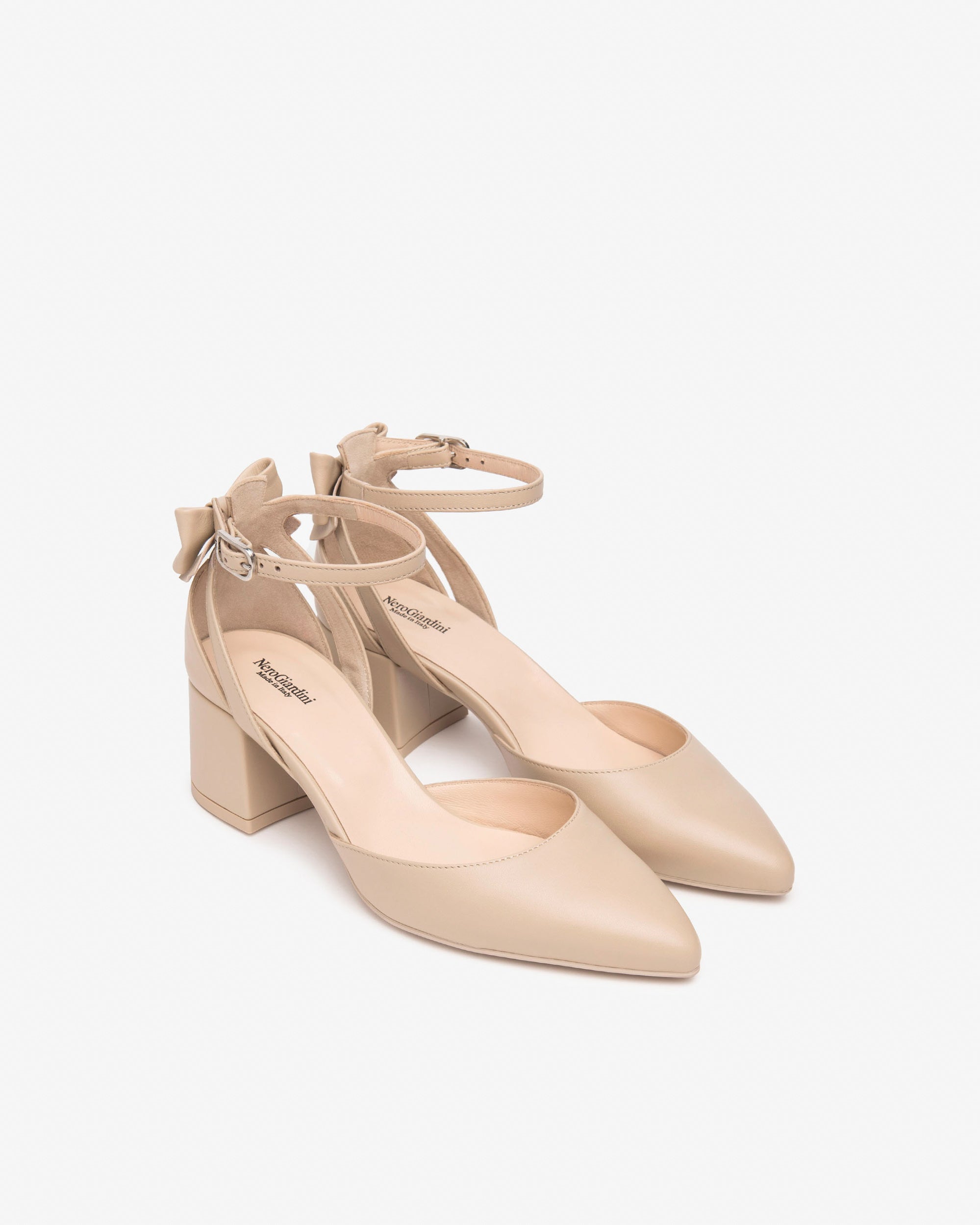 Women’s Leather Pumps