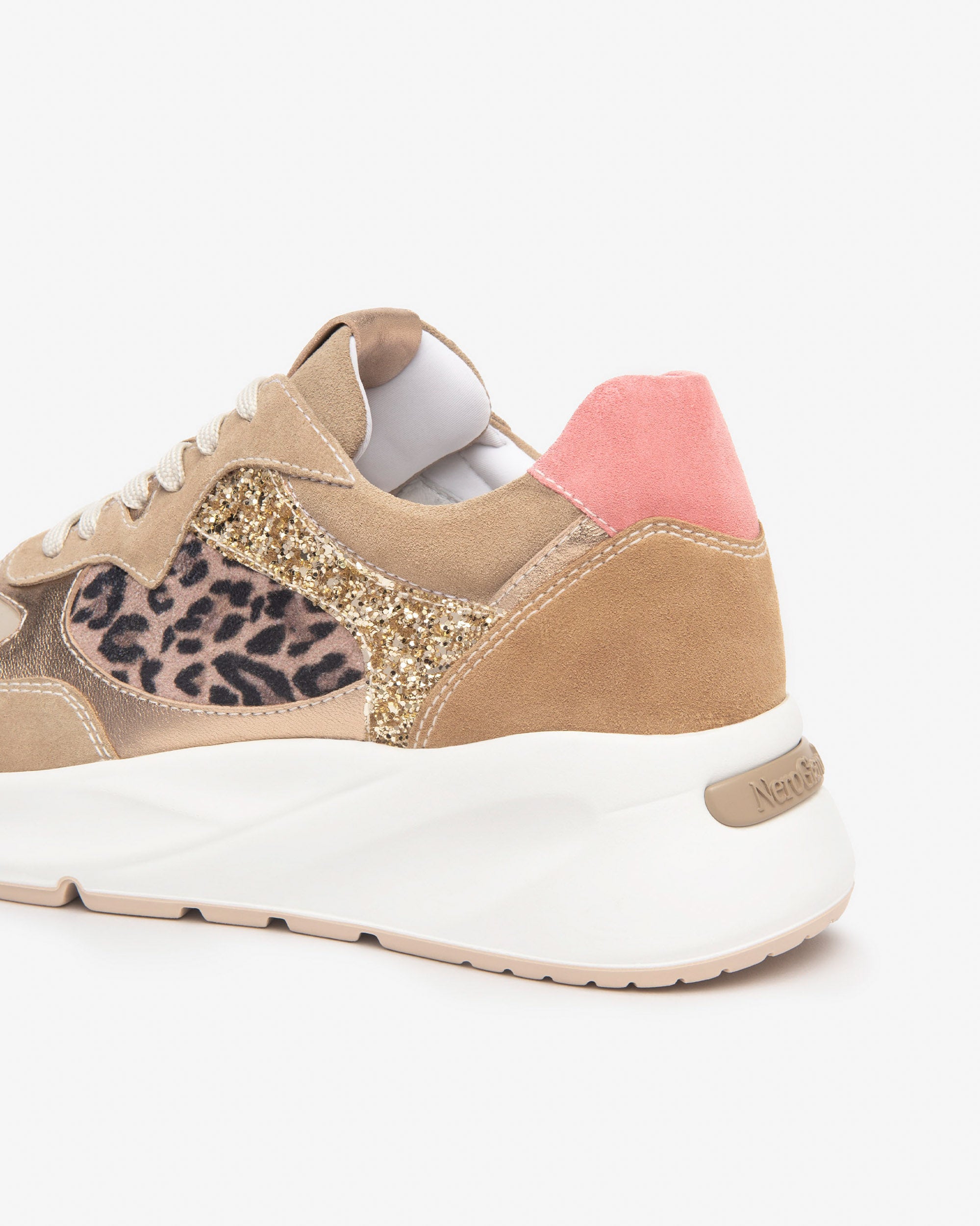 Sneakers Donna in Suede, Pelle e Materiale Tecnico