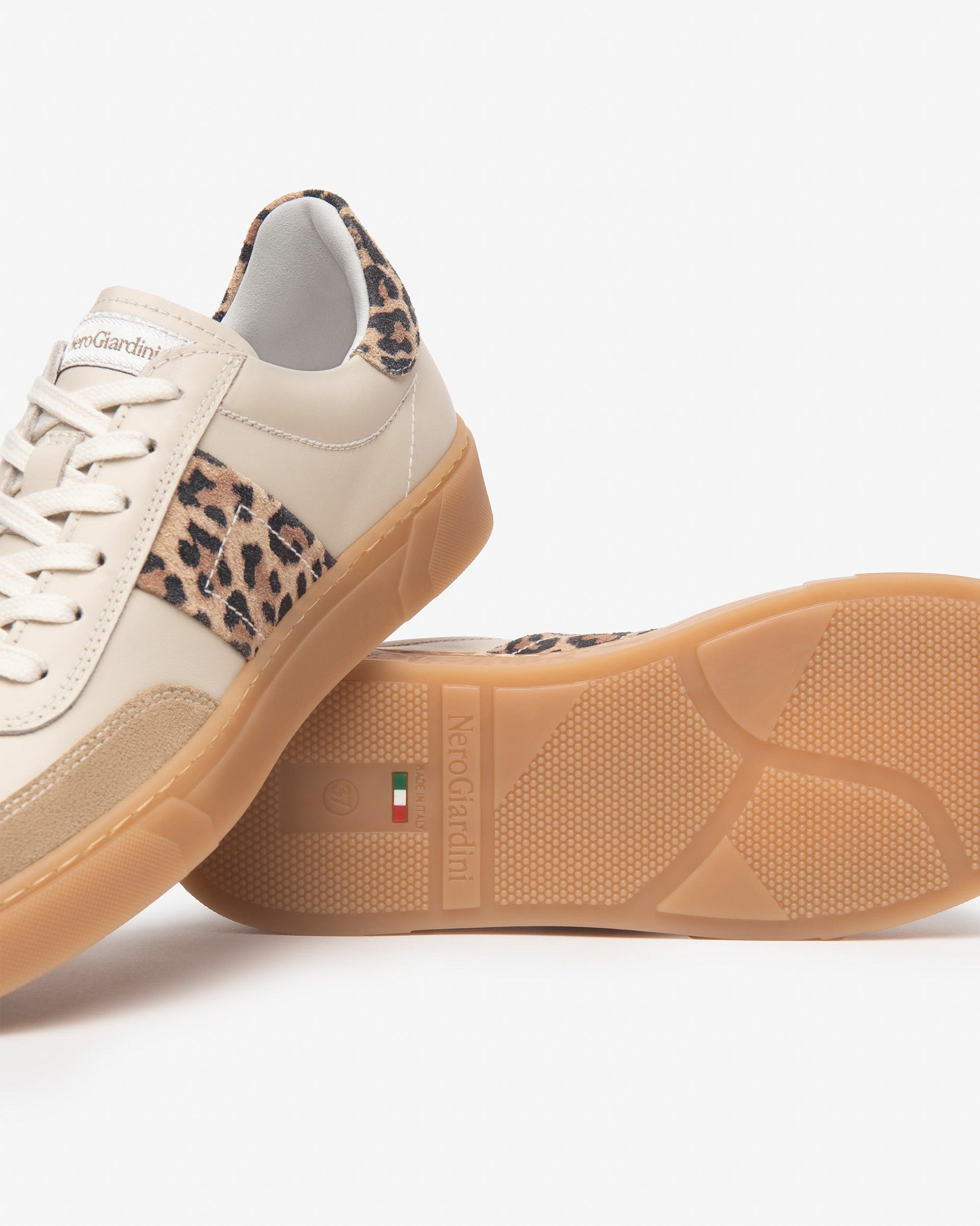 Sneakers Donna in Camoscio, Pelle e Materiale Tecnico
