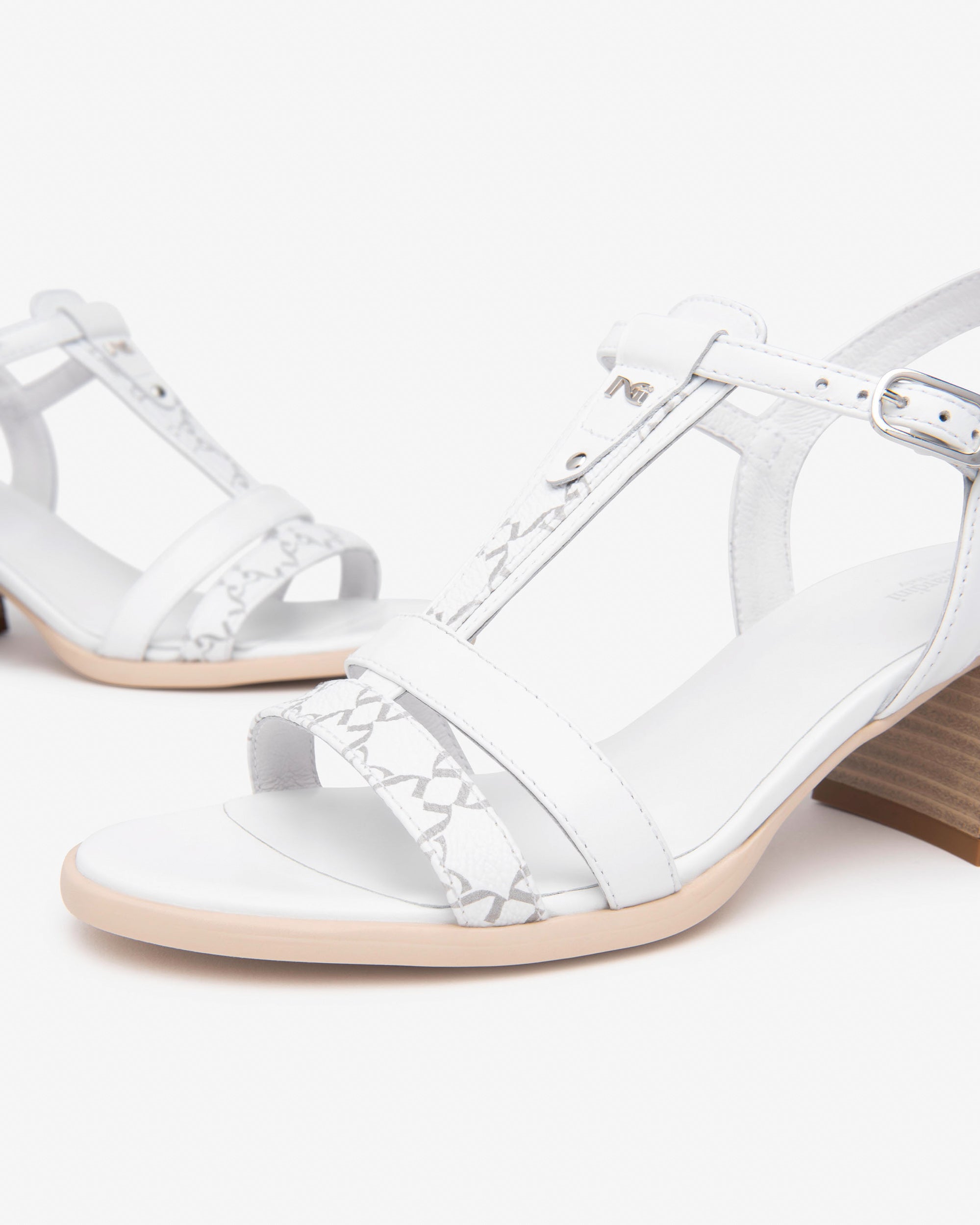 Sandali Donna in Pelle e Materiale Tecnico