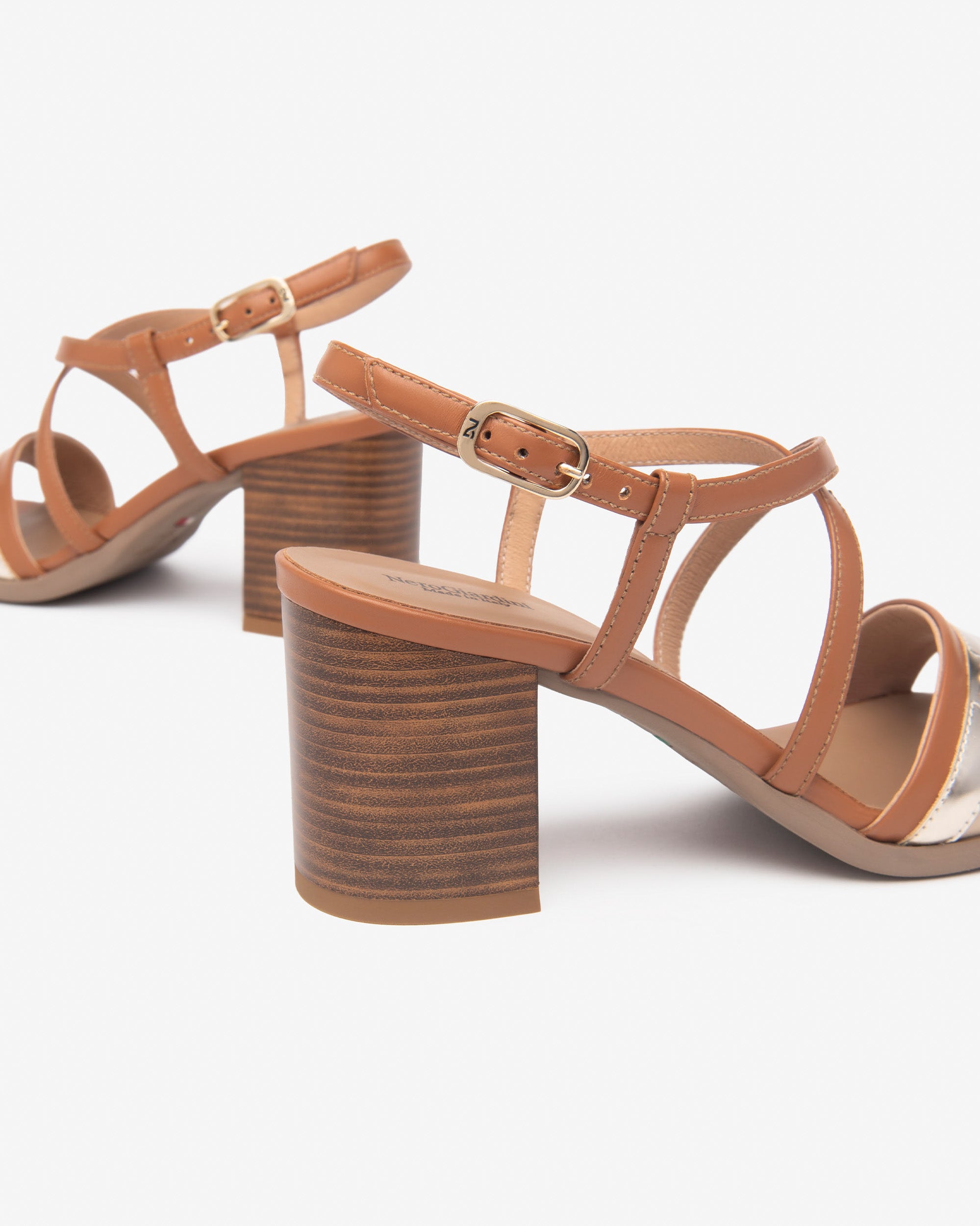 Sandali Donna in Pelle e Materiale Tecnico