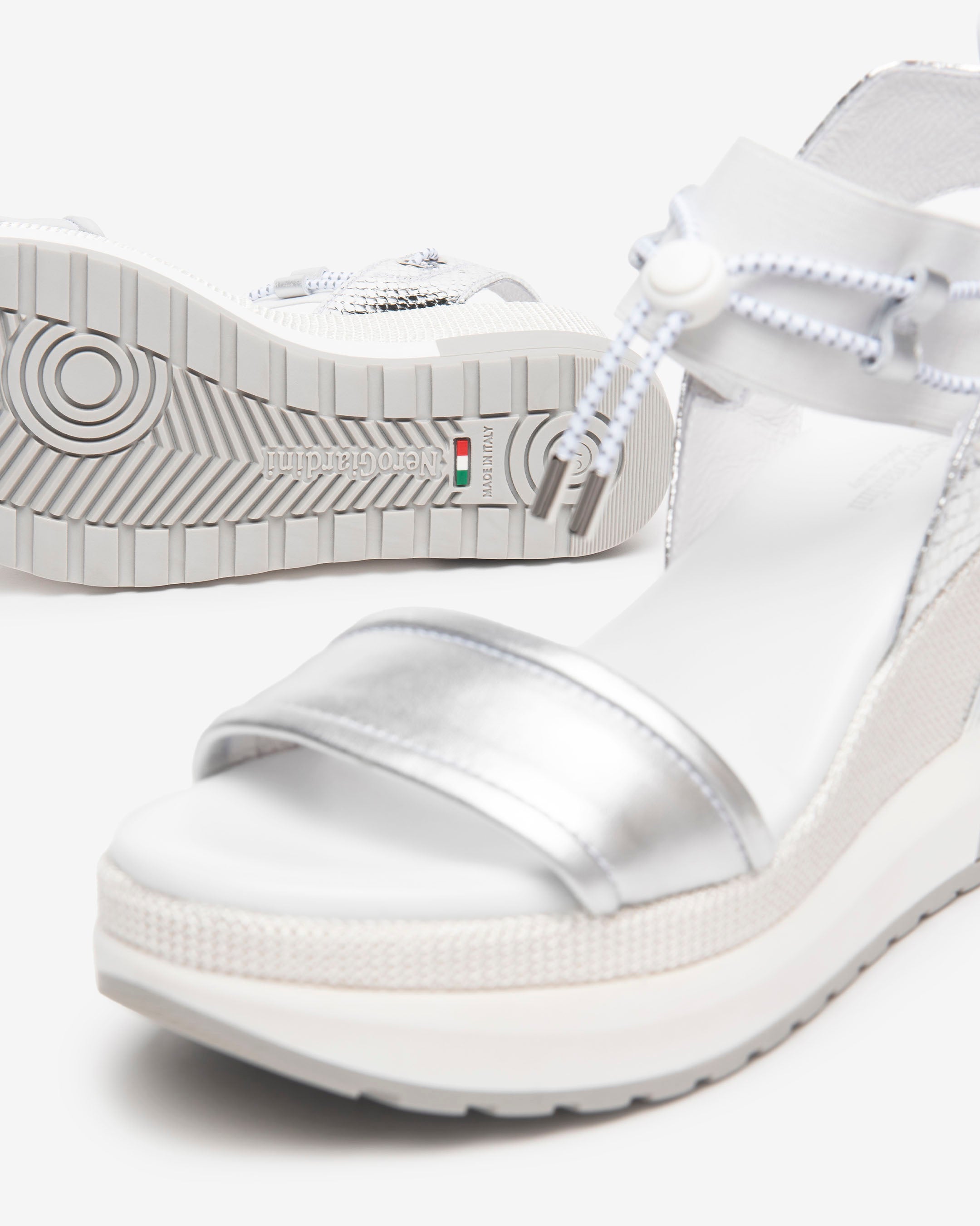 Sandali Donna in Pelle e Materiale Tecnico