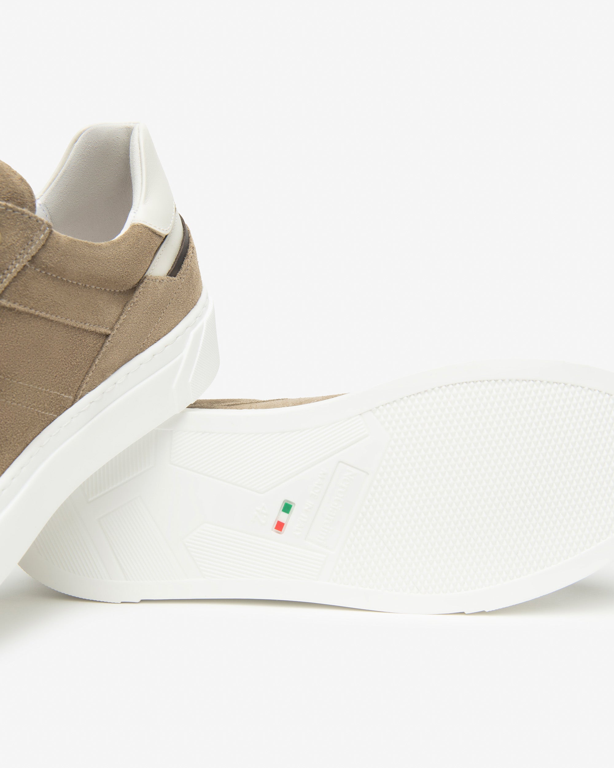 Sneakers Heren in Suède en Leder