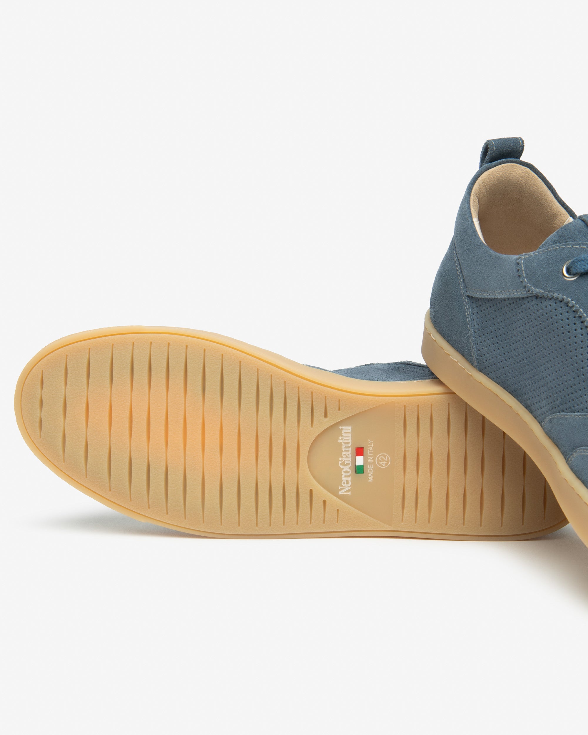 Herrensneakers aus Wildleder