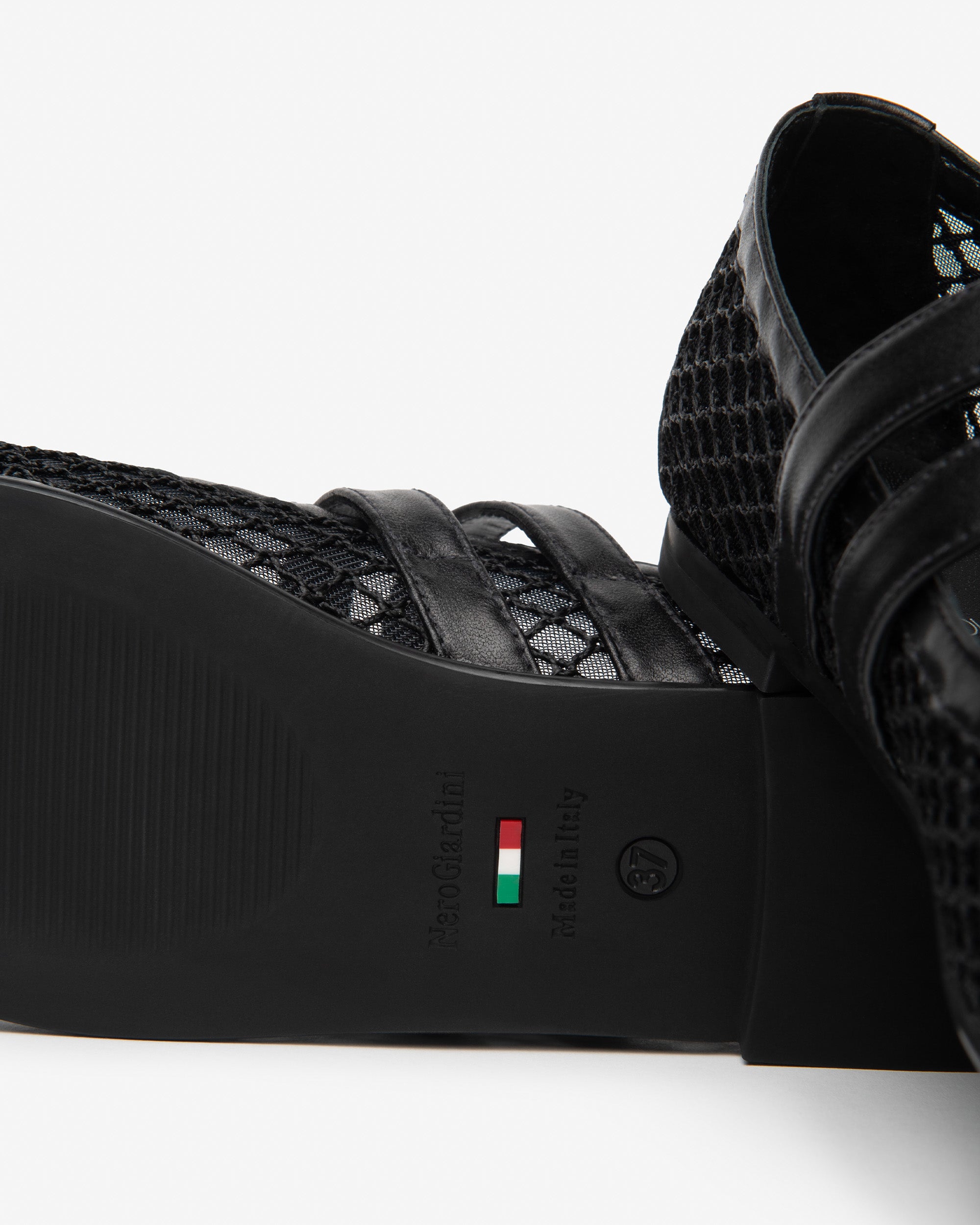 Women’s Leather and Fabric Ballerina Shoes