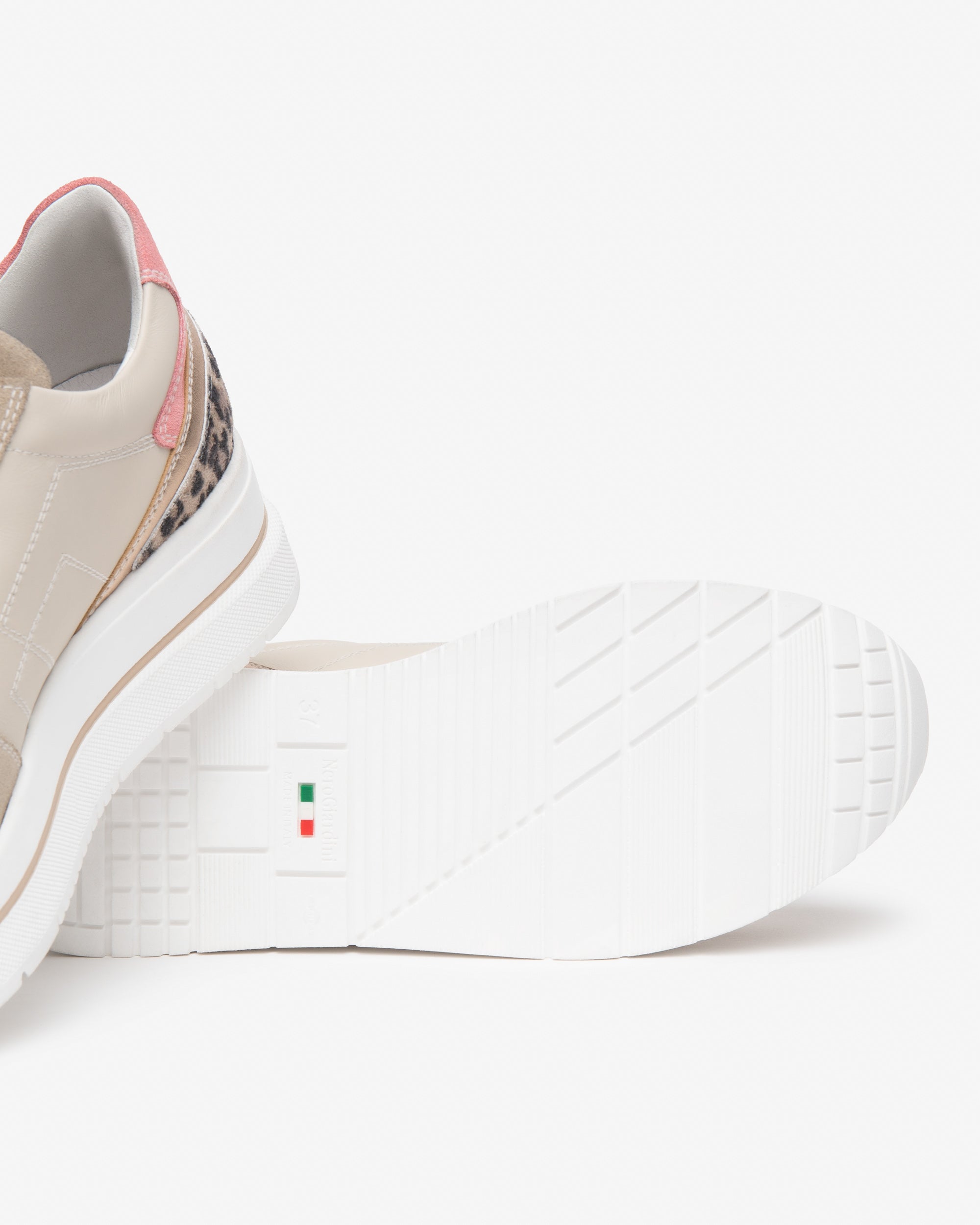Sneakers Dames in Suède, Leder en Technisch materiaal