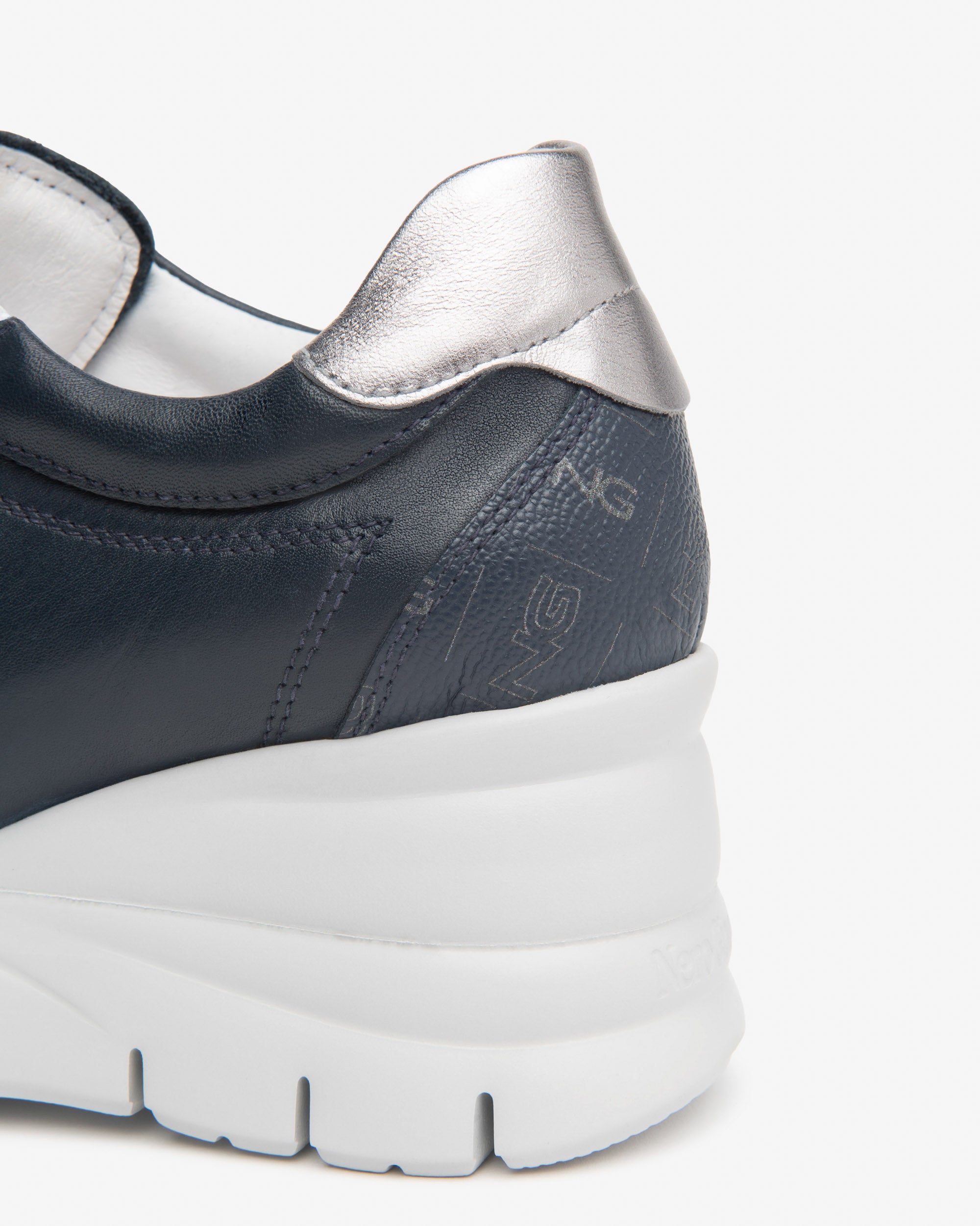 Sneakers Dames in Leder en Technisch Materiaal