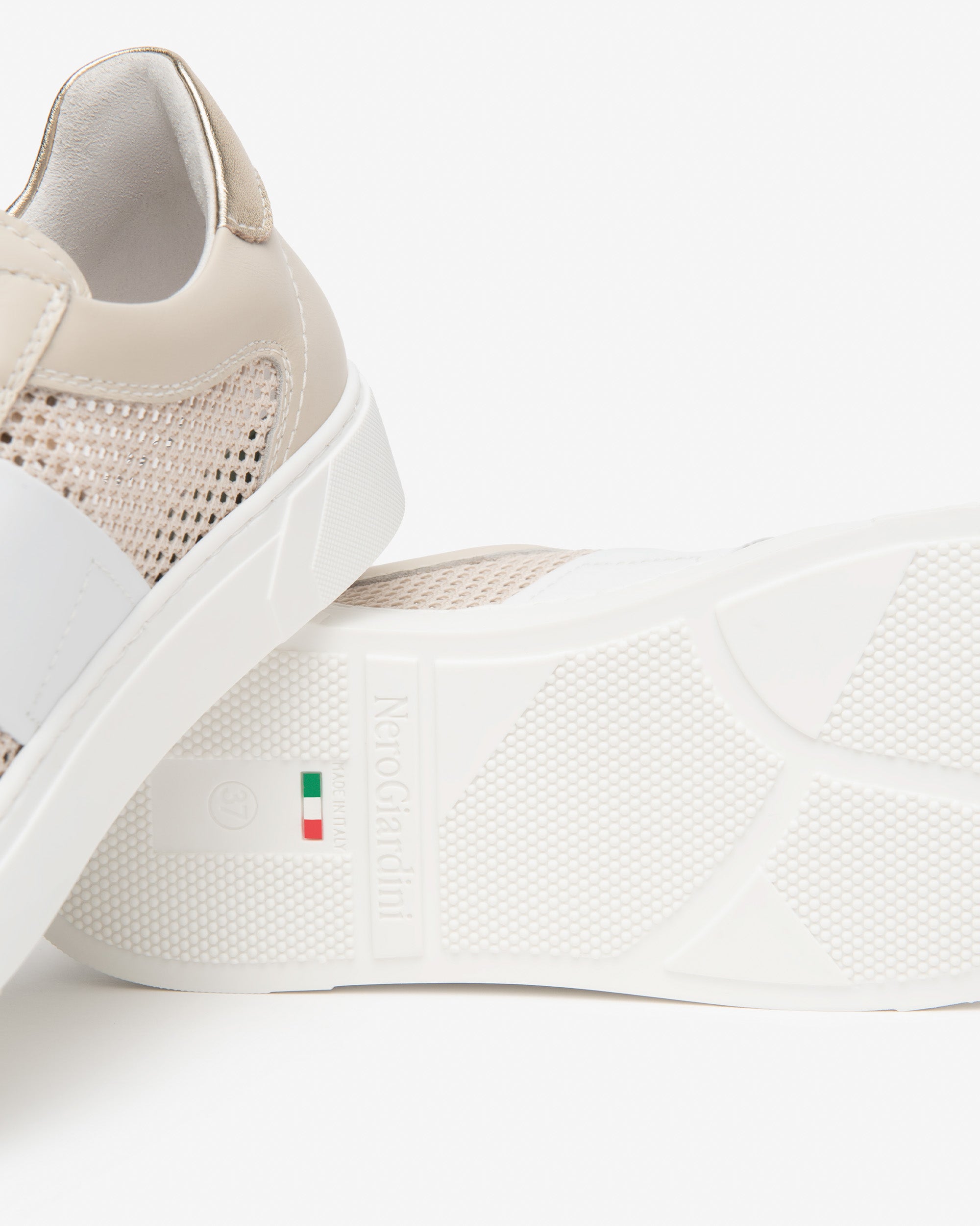 Sneakers Dames in Leder en Technisch Materiaal