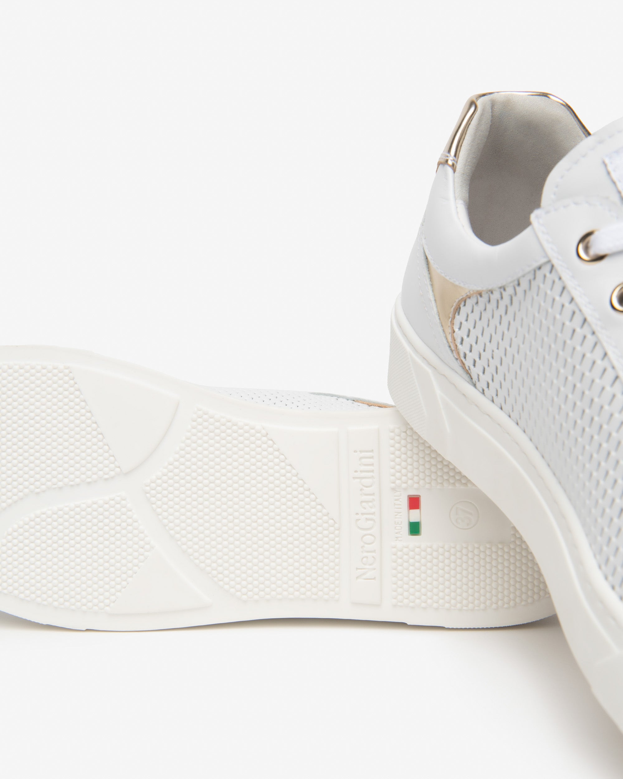 Sneakers Donna in Pelle e Materiale Tecnico
