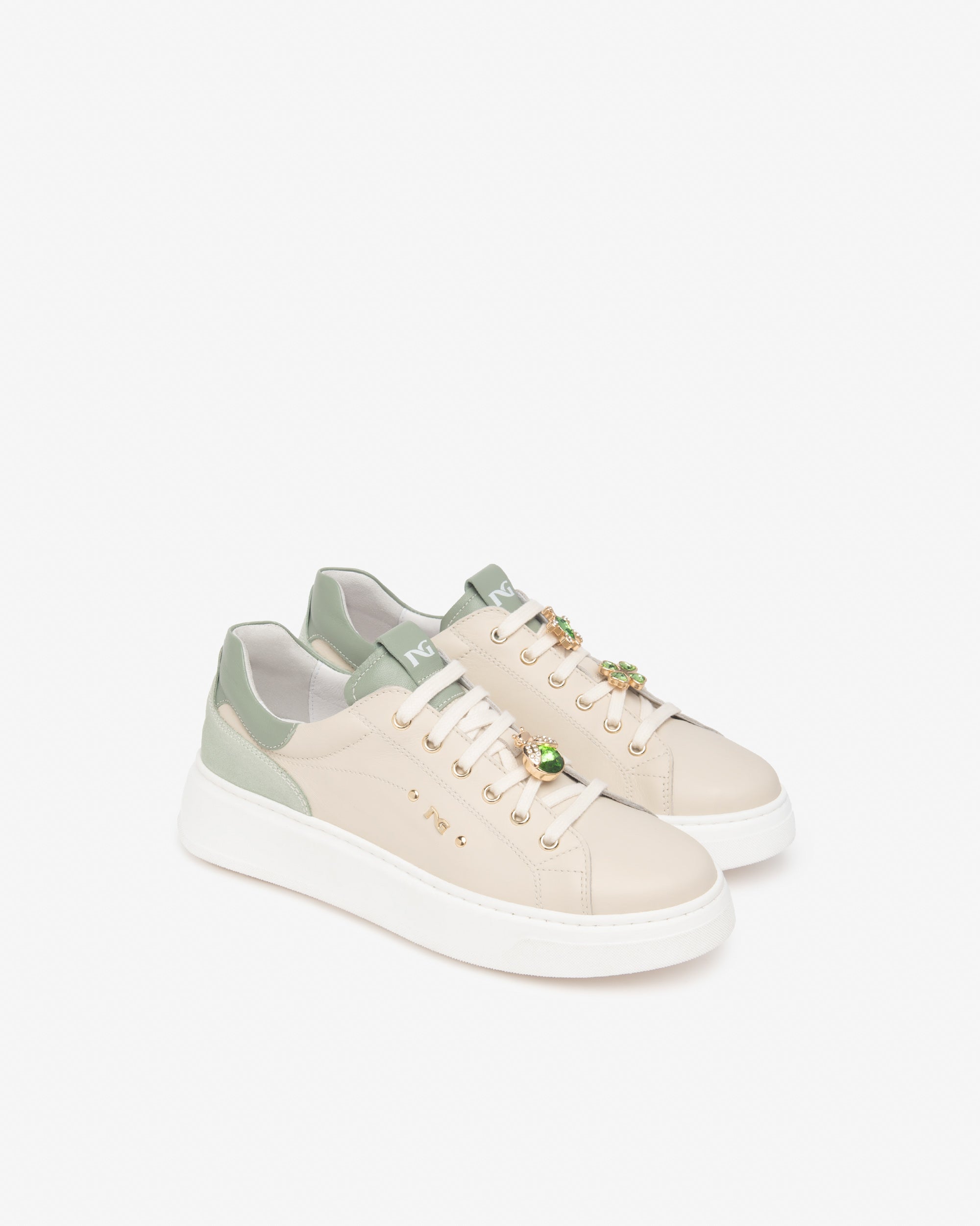 Damensneakers aus Glattleder und Veloursleder