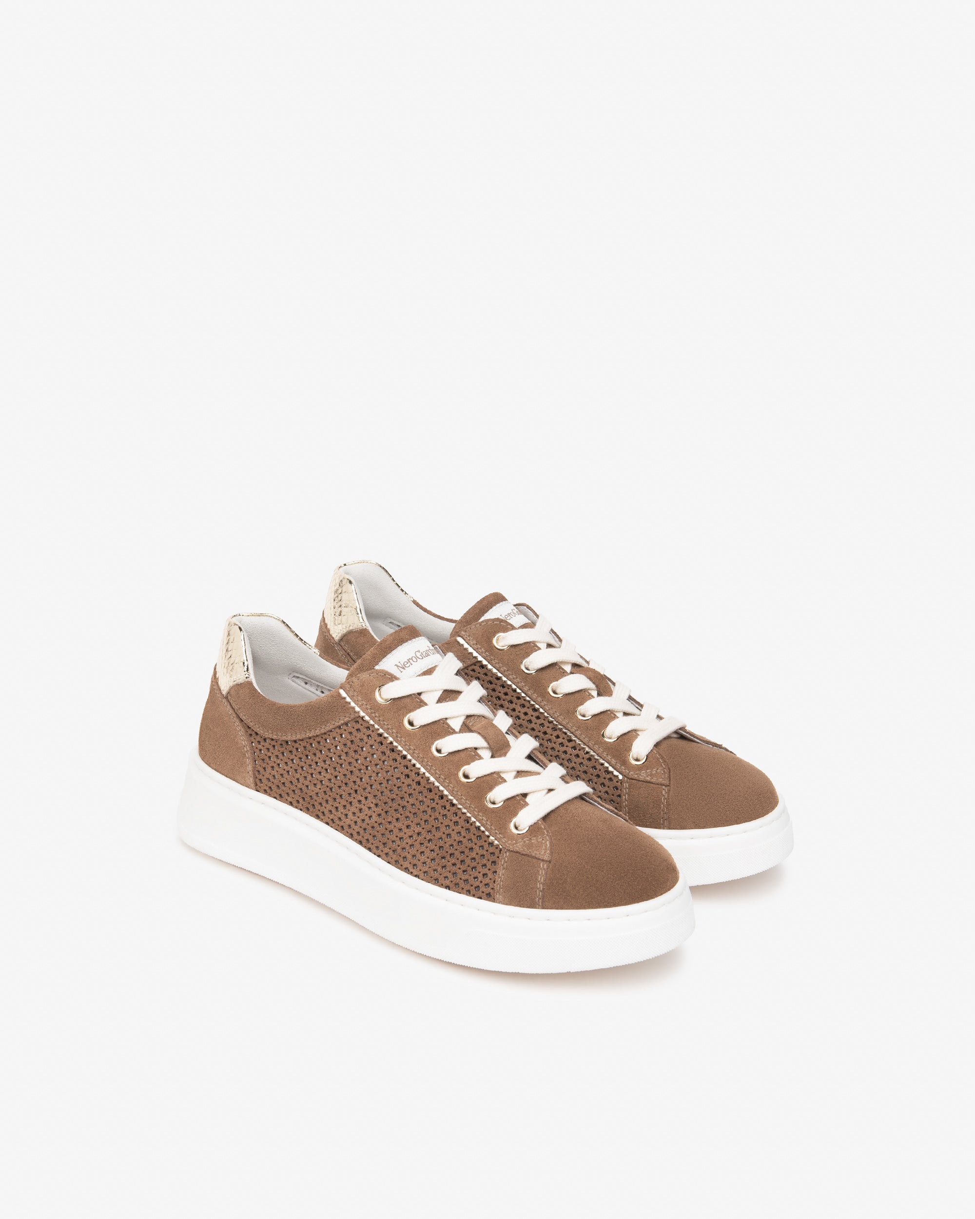 Damensneakers aus Veloursleder und technischem Material
