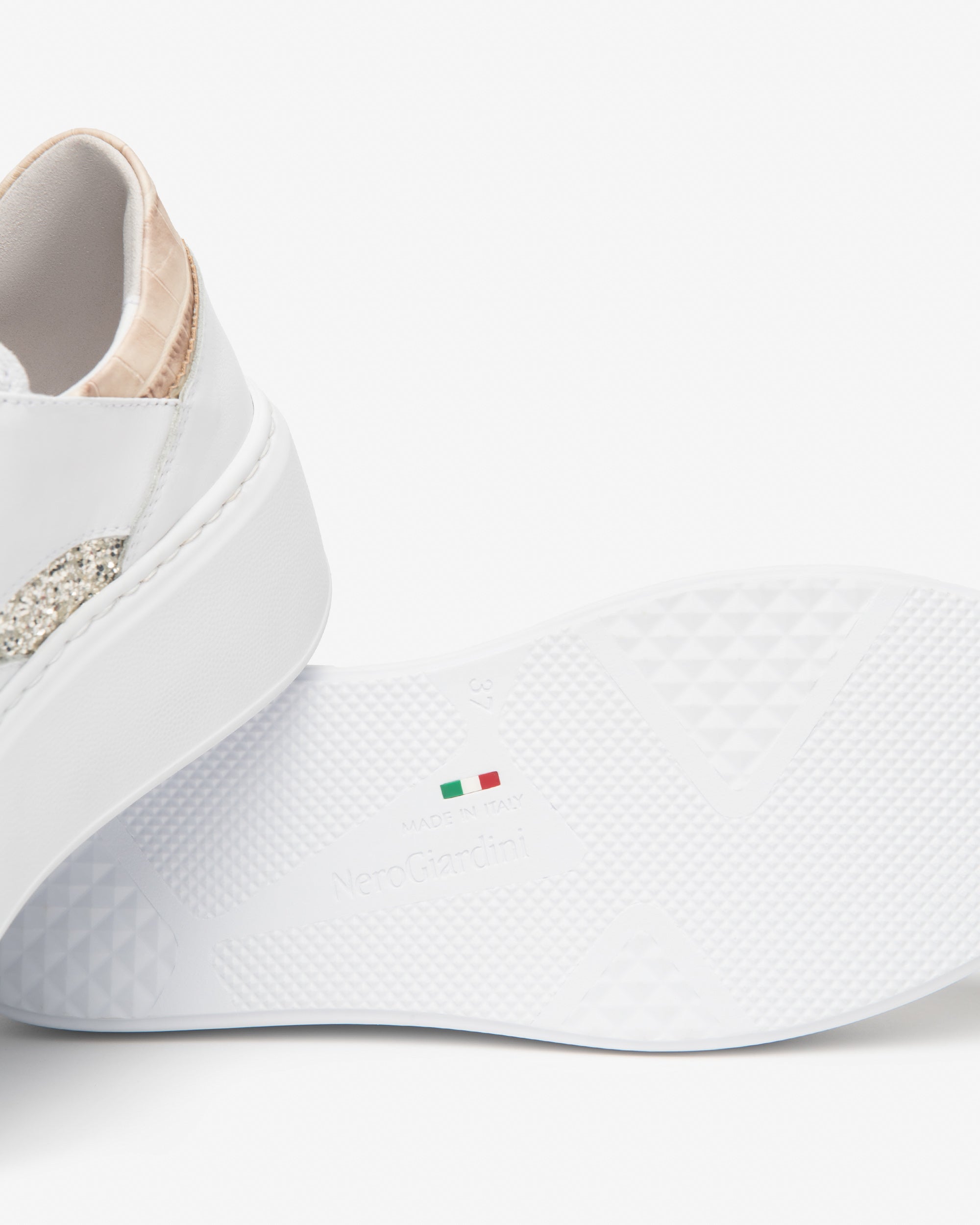 Sneakers Dames in Leder en Technisch Materiaal