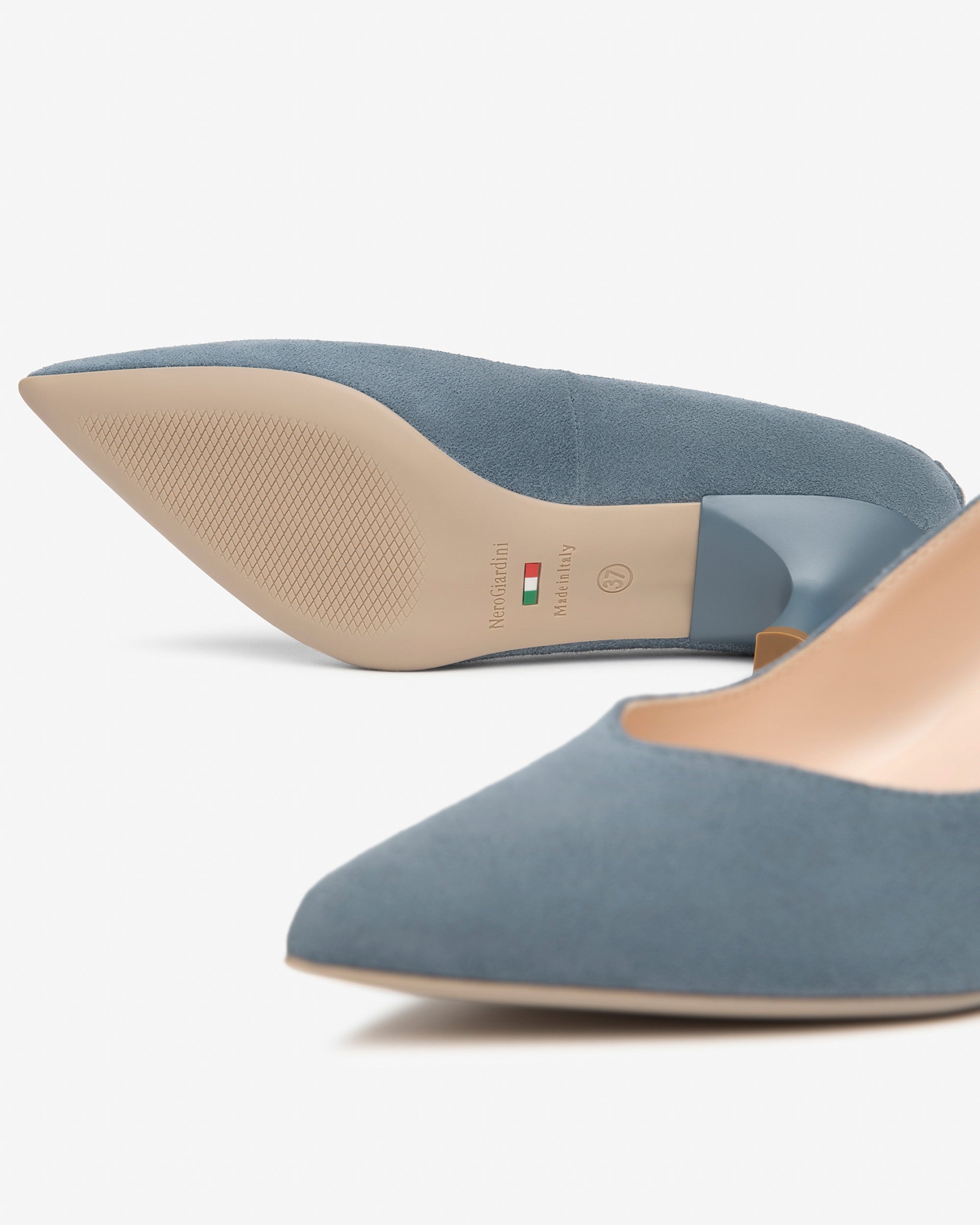 Women's Suede Court Shoes