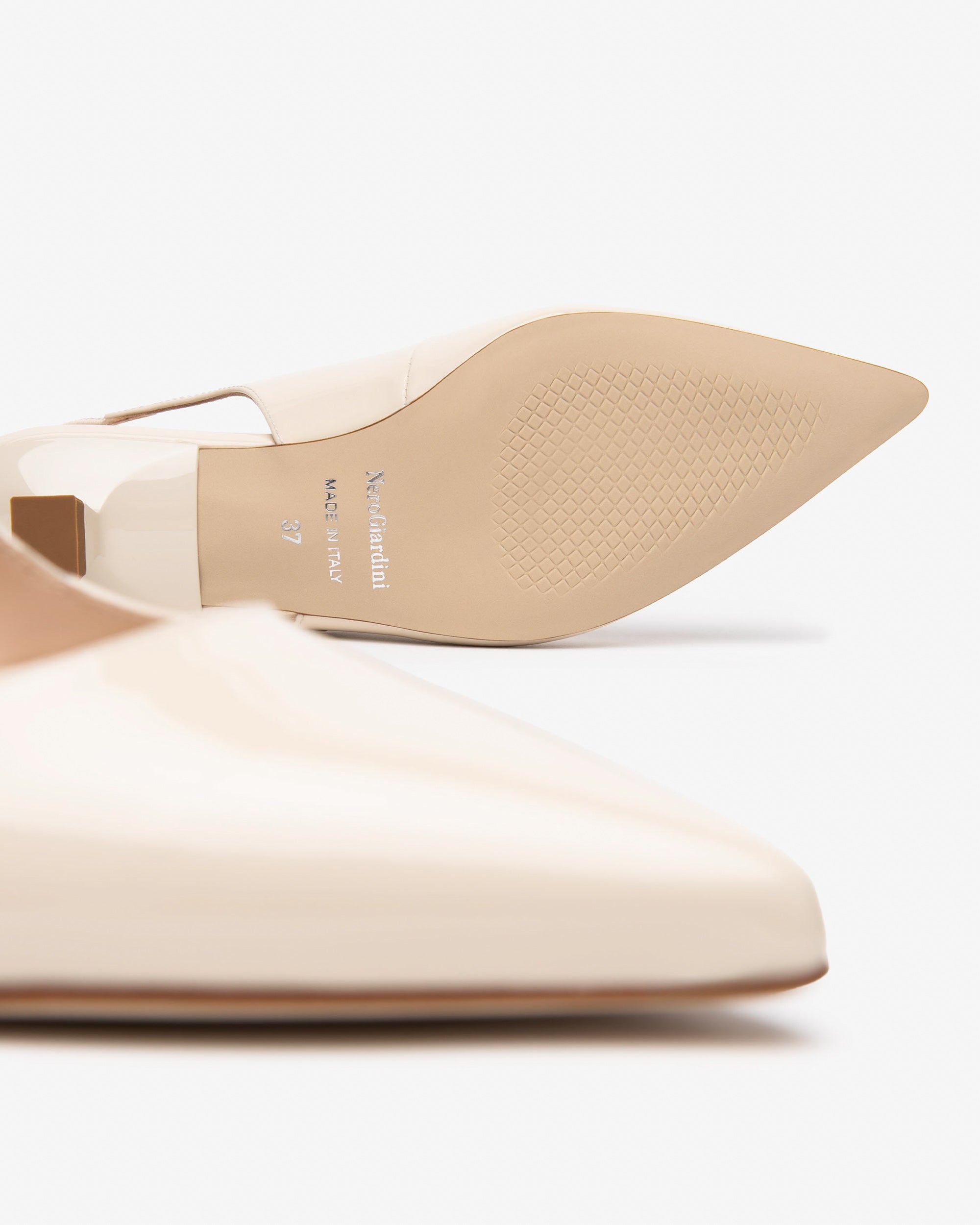 Slingbacks aus Lackleder für Damen