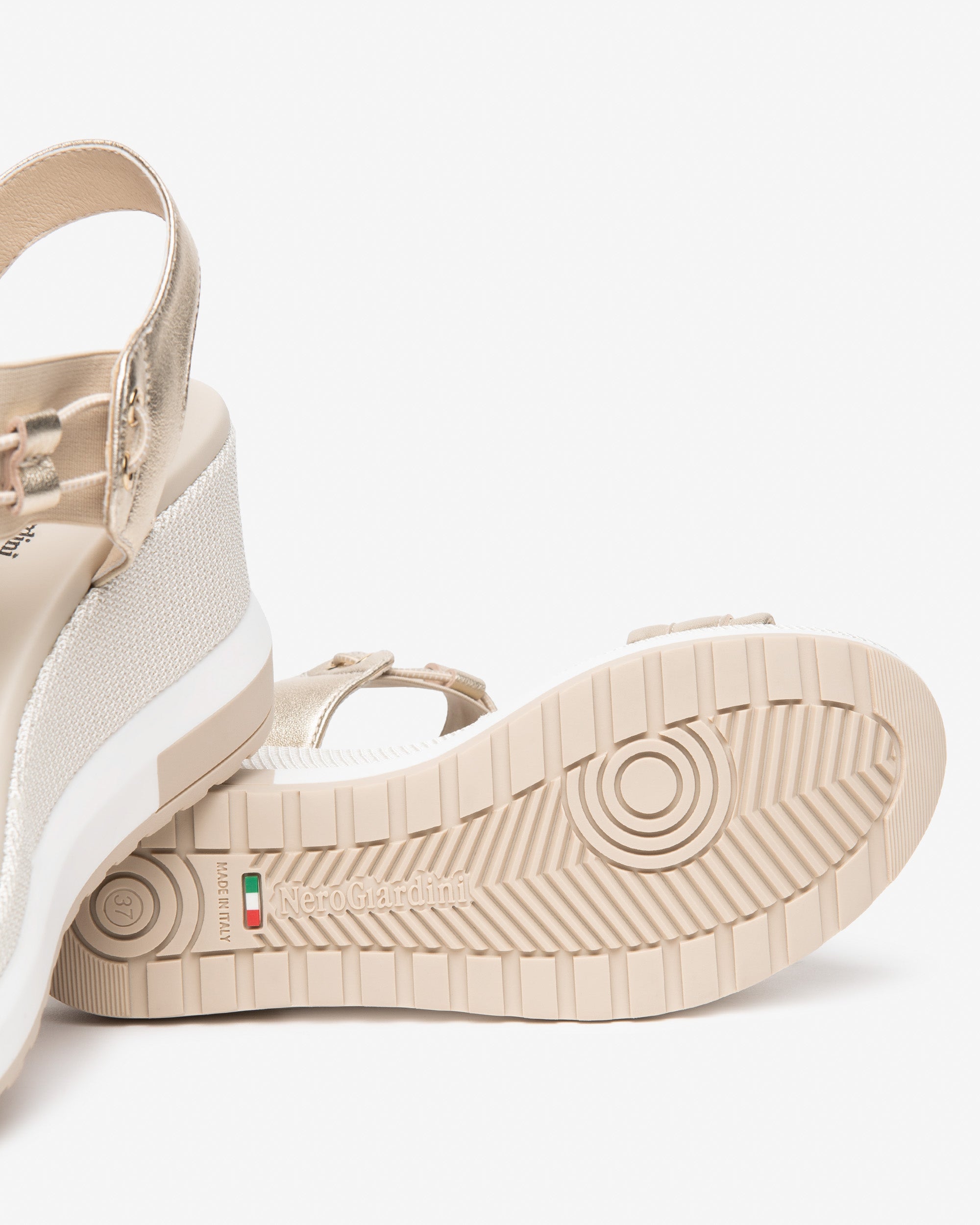 Sandalen Dames in Leder, Canvas en Technisch Materiaal