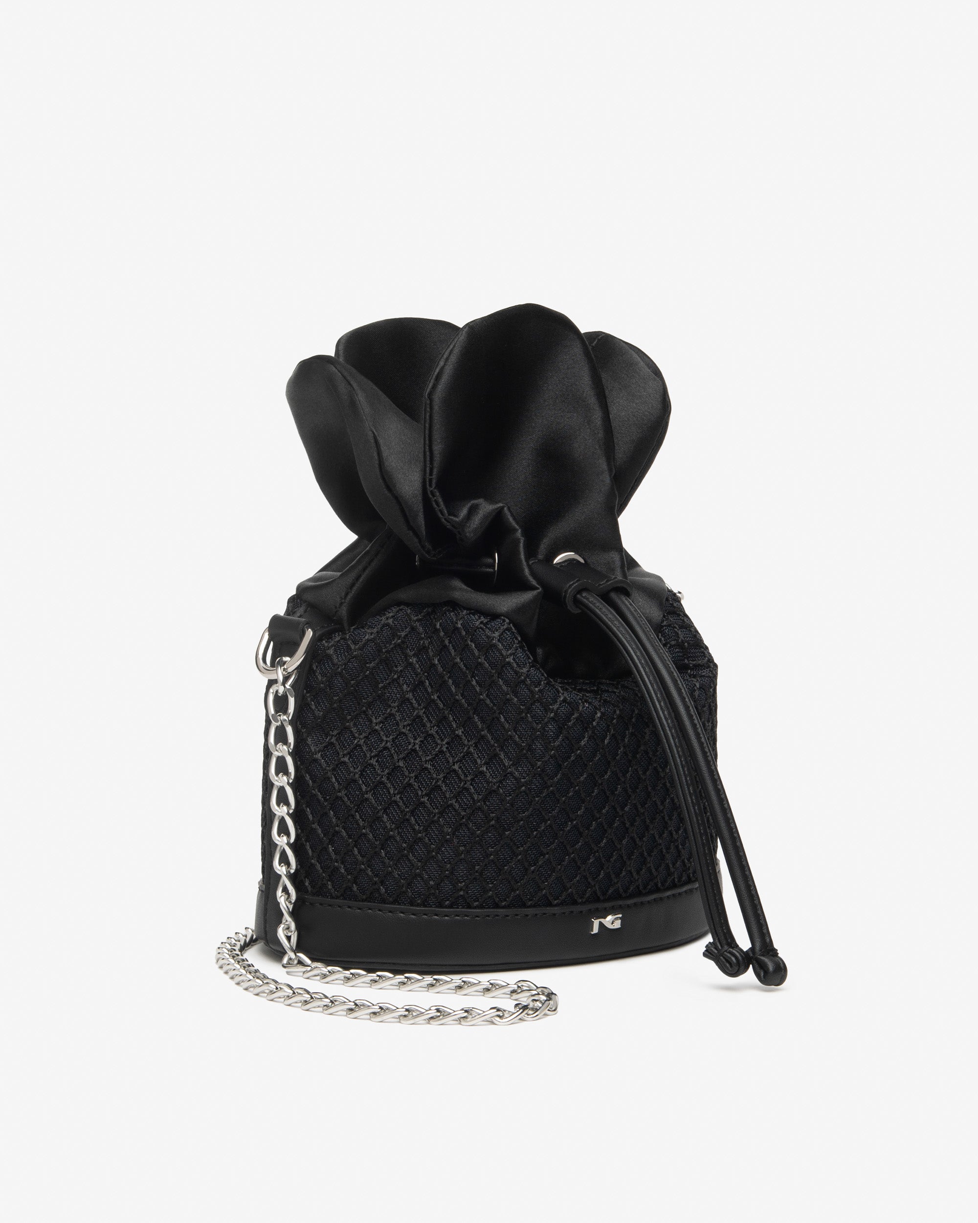 Women's technical fabric bucket bag