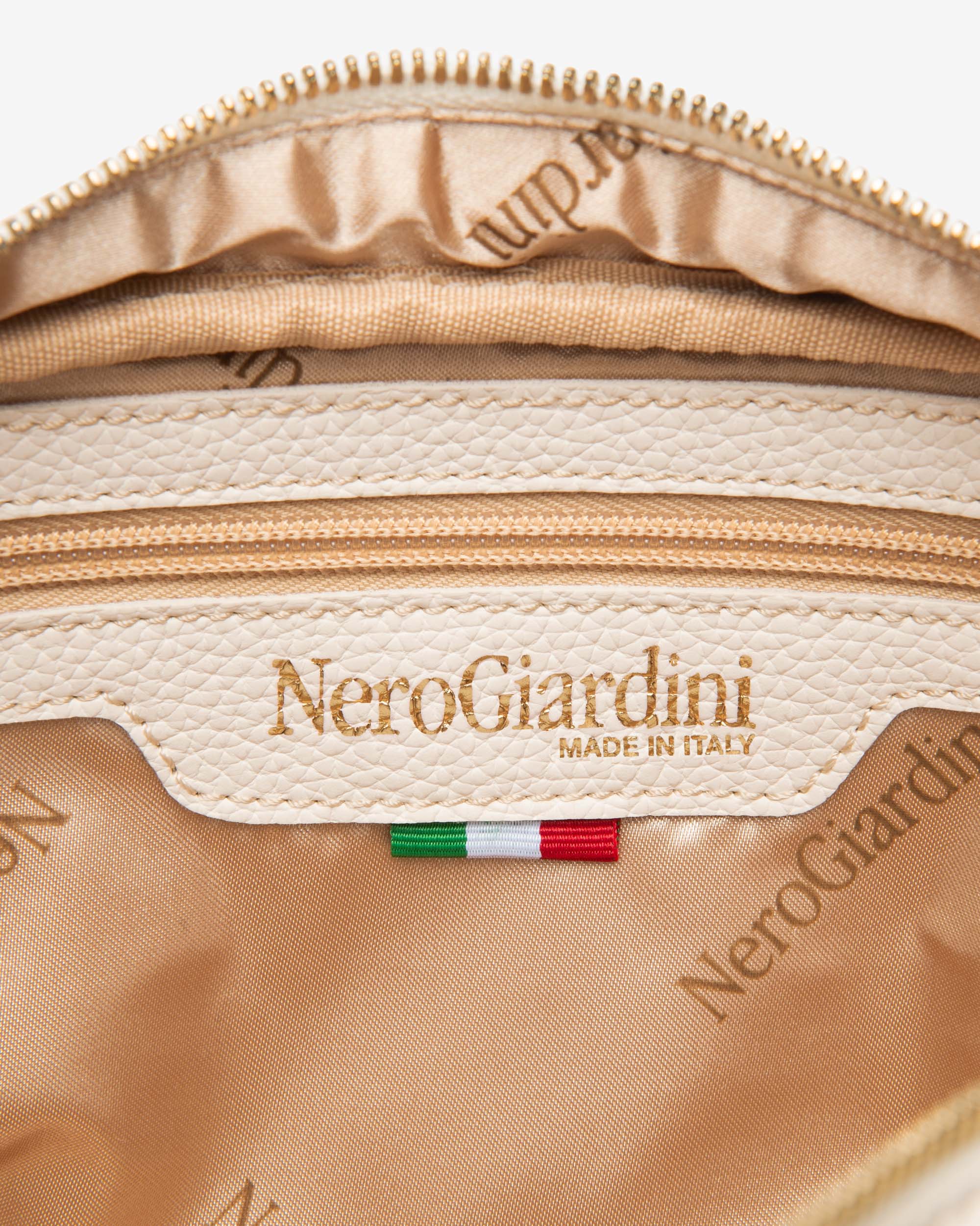 Sac à Bandoulière pour Femme en Matière Technique