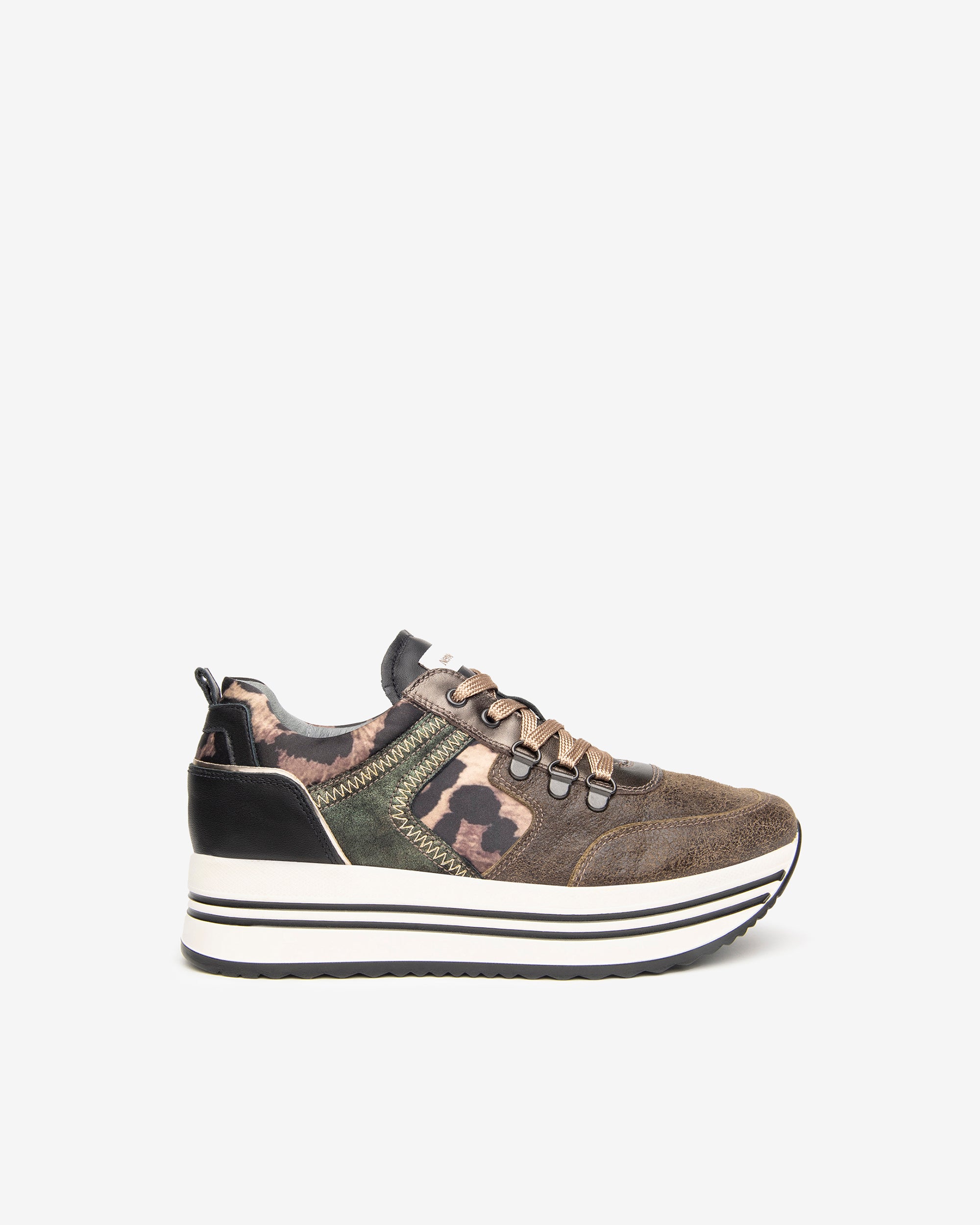 Women’s Leather Sneakers