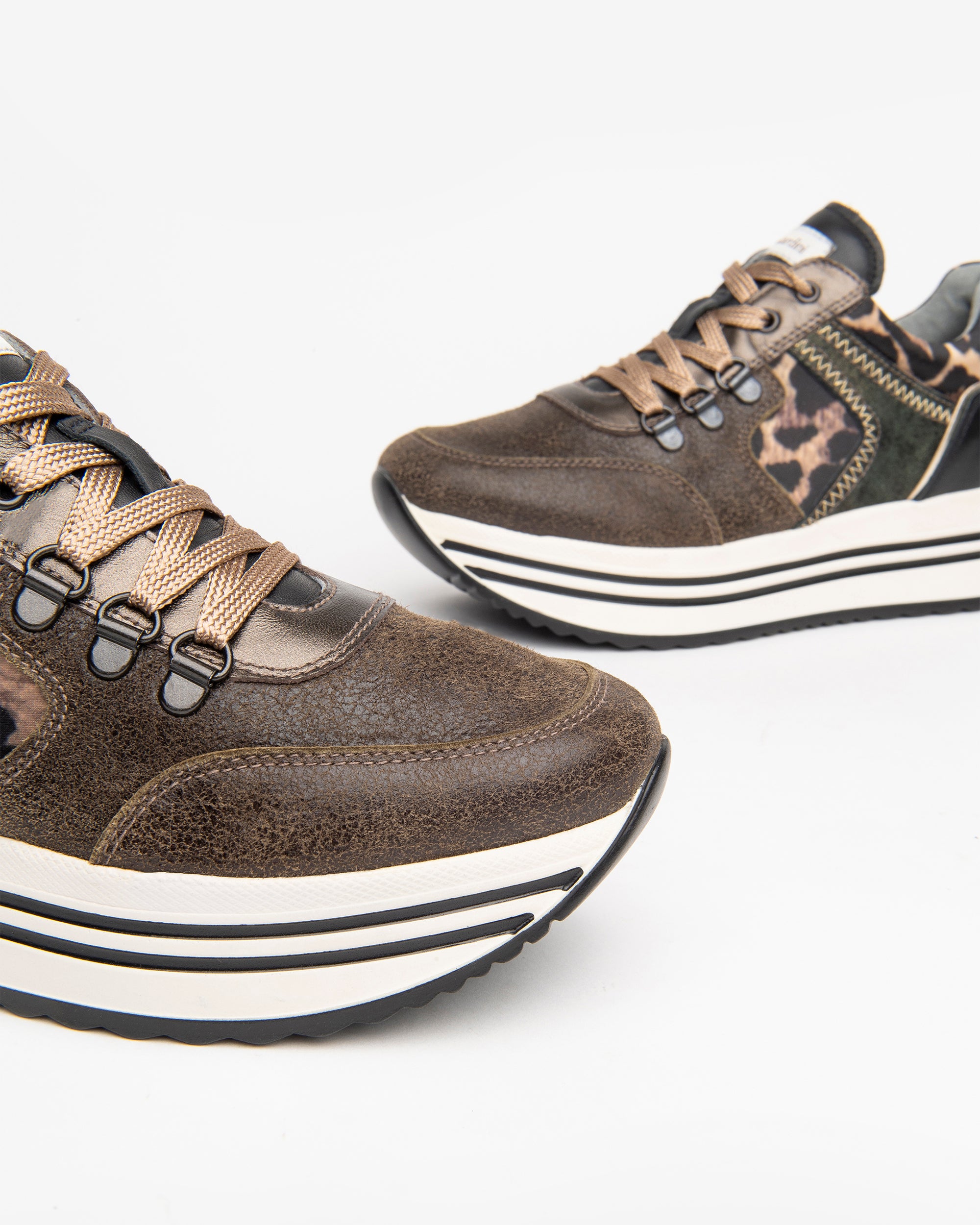 Women’s Leather Sneakers