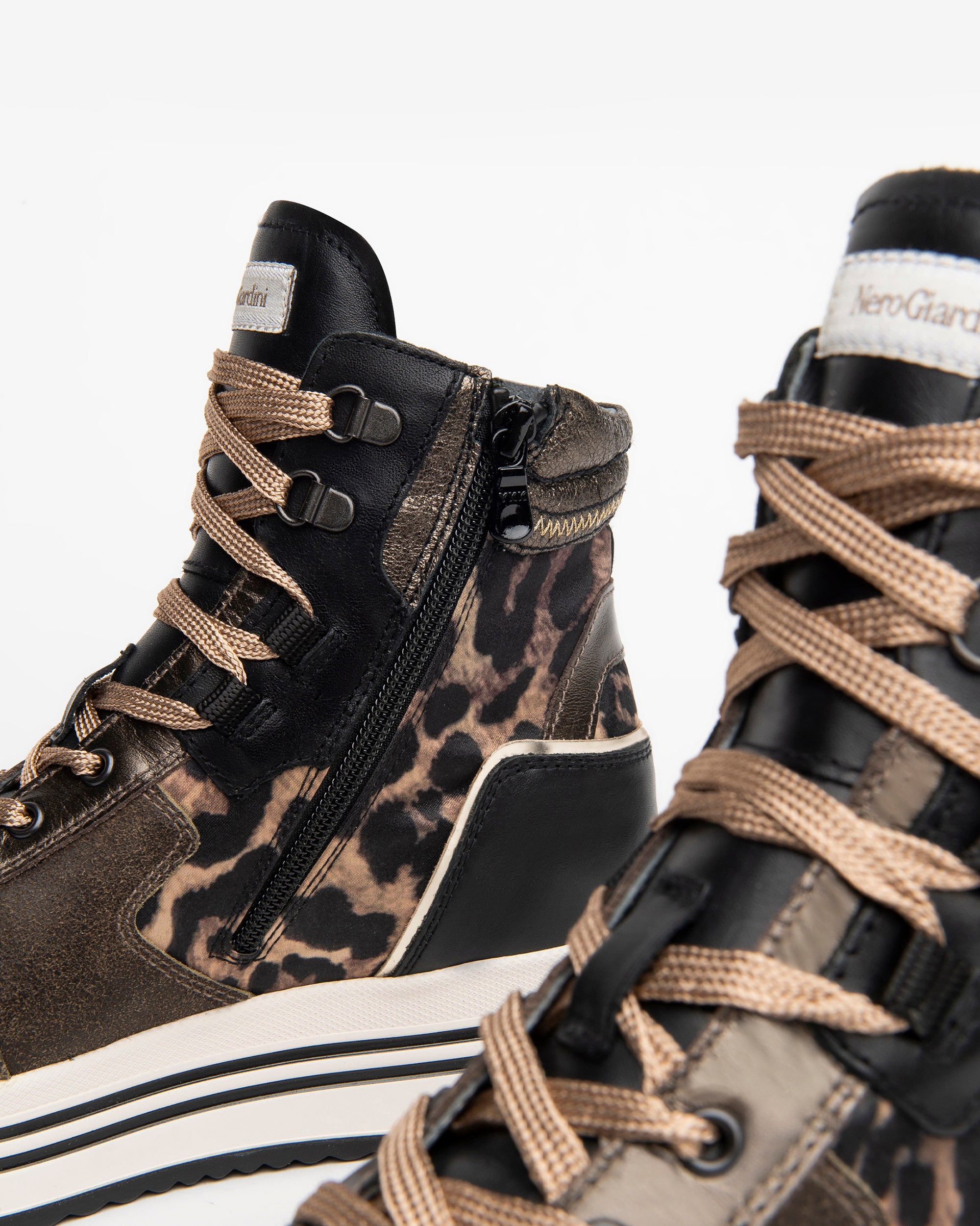 Sneakers Alte Donna in Pelle e Materiale Tecnico