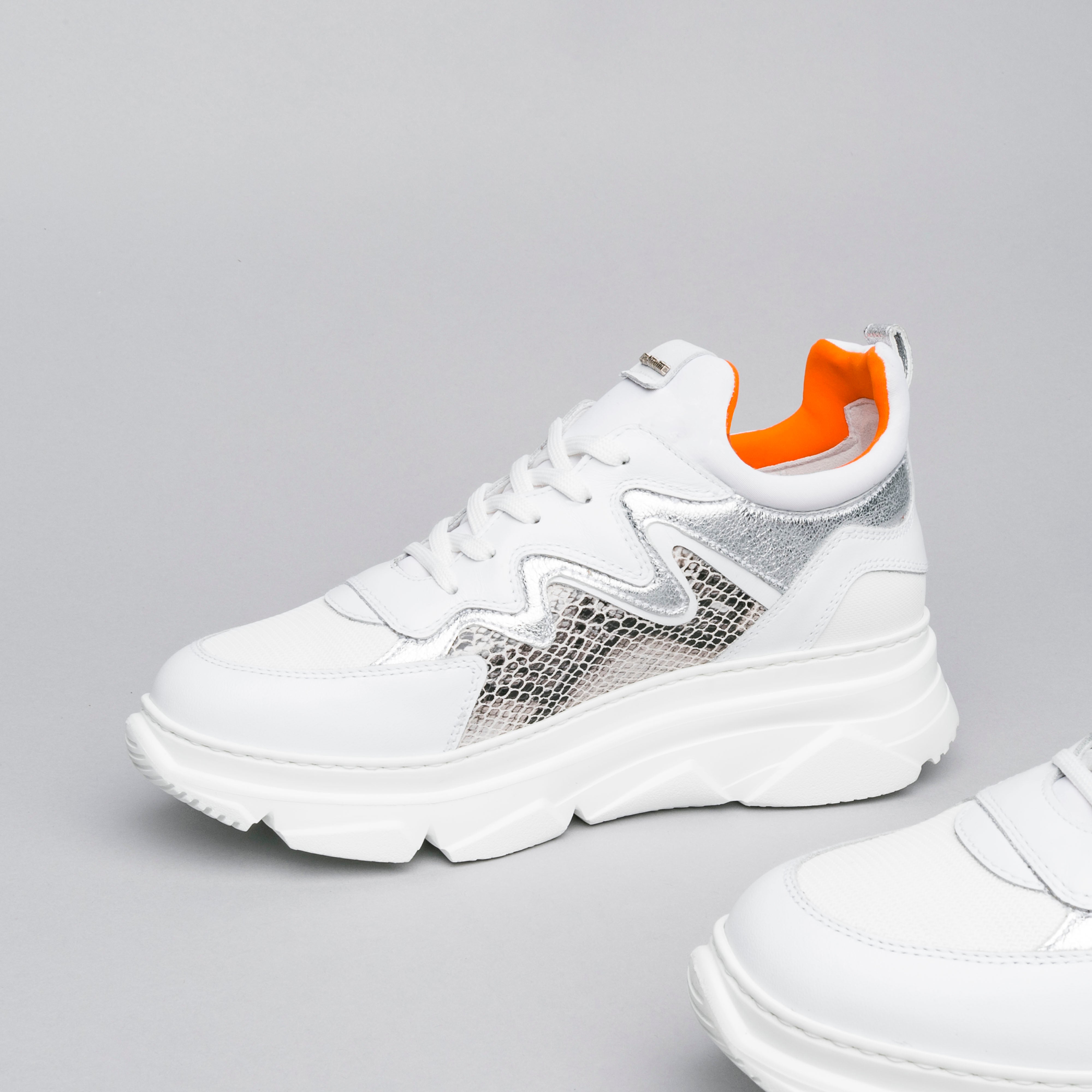 Sneakers Donna in Pelle e Materiale Tecnico