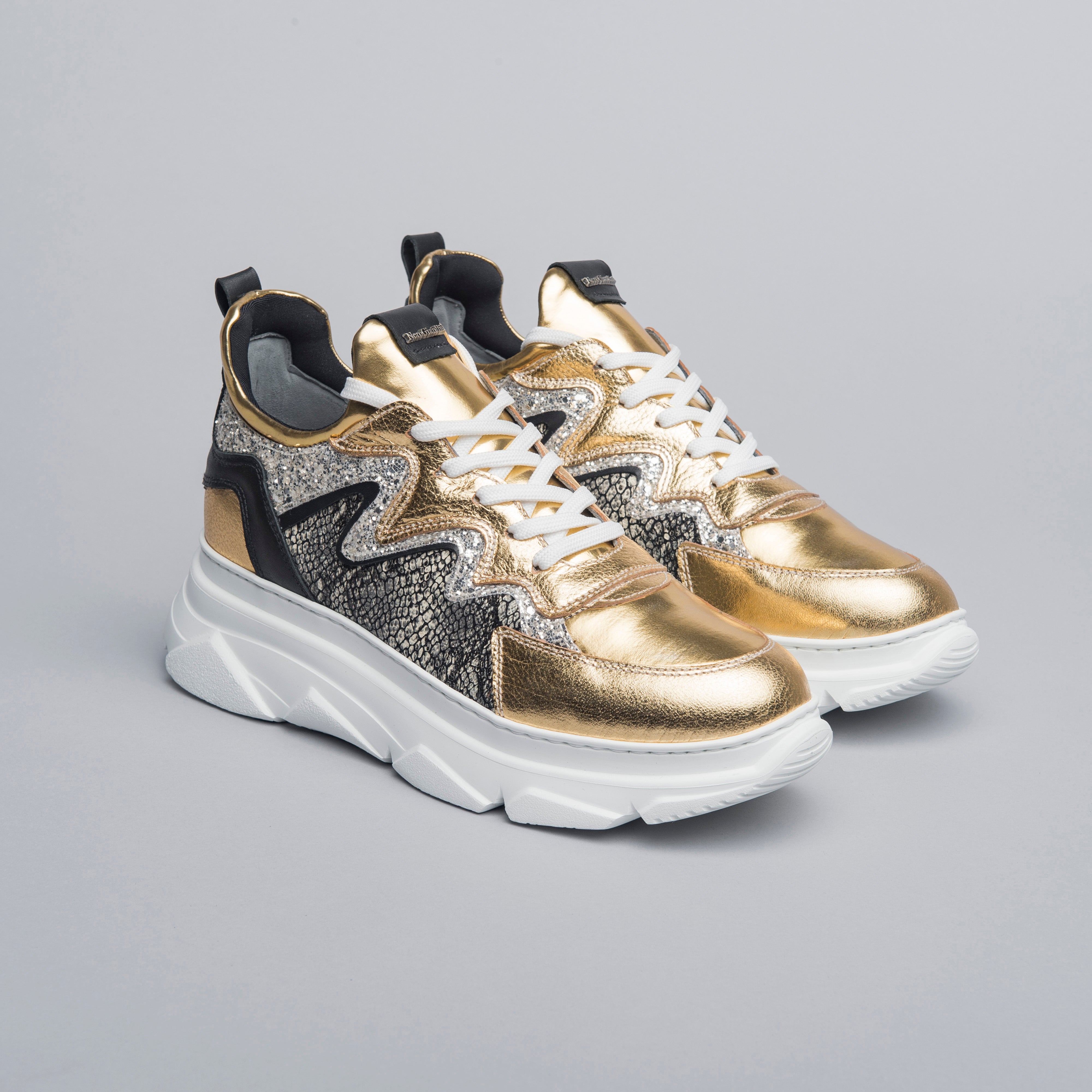 Sneakers Donna in Pelle e Materiale Tecnico