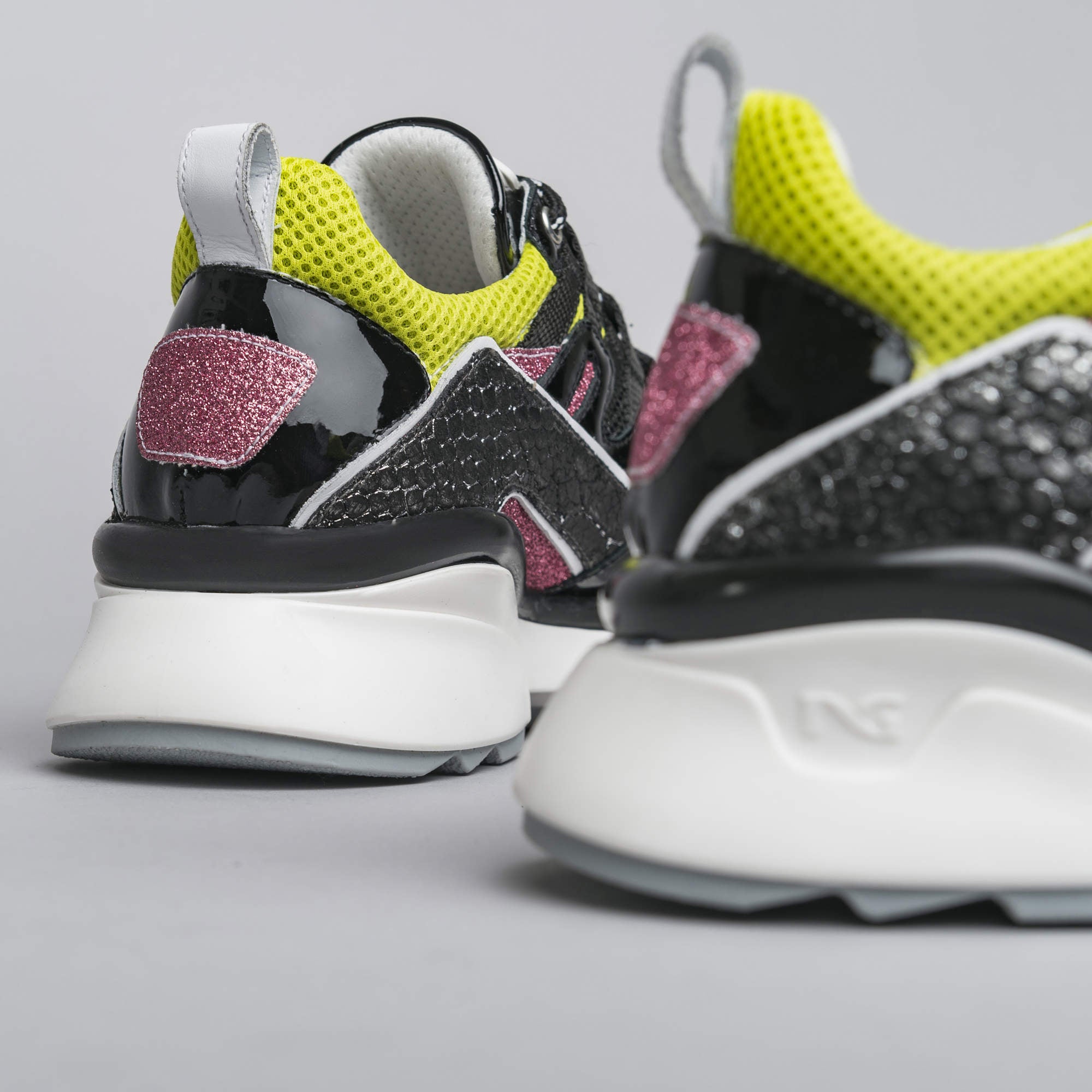 Sneakers Donna in Pelle e Tessuto Tecnico