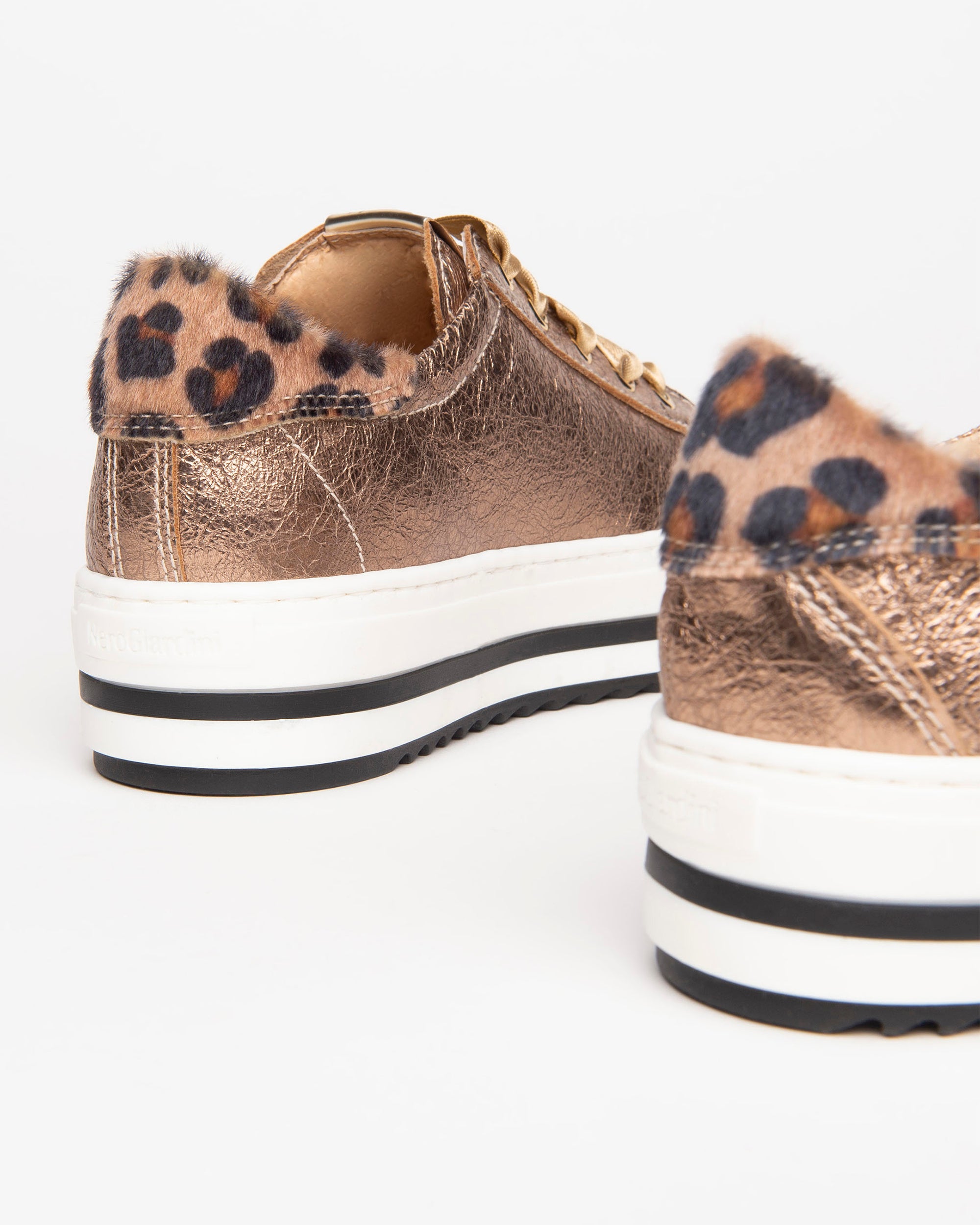 Teen Girls’ Sneakers de Charol