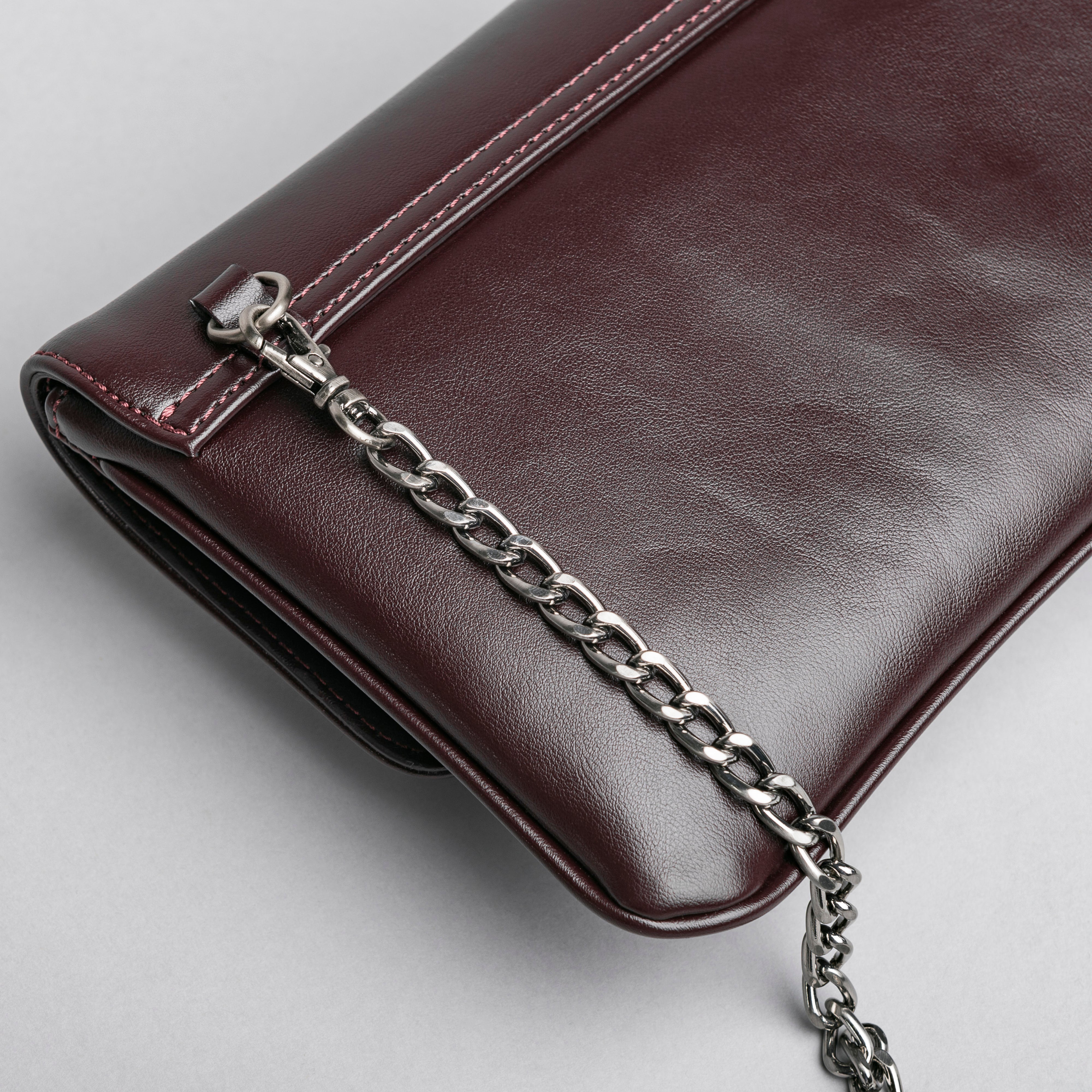 Pochette da Donna in Materiale Tecnico