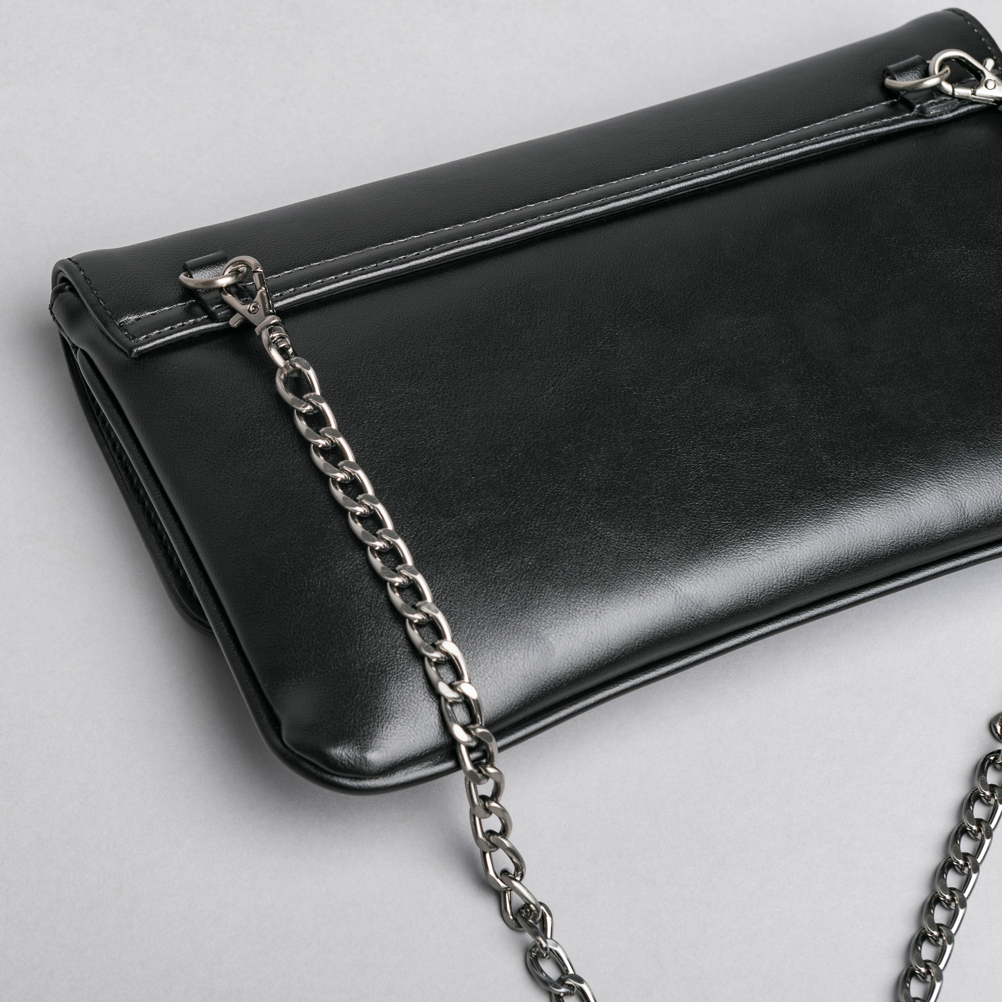 Pochette da Donna in Materiale Tecnico