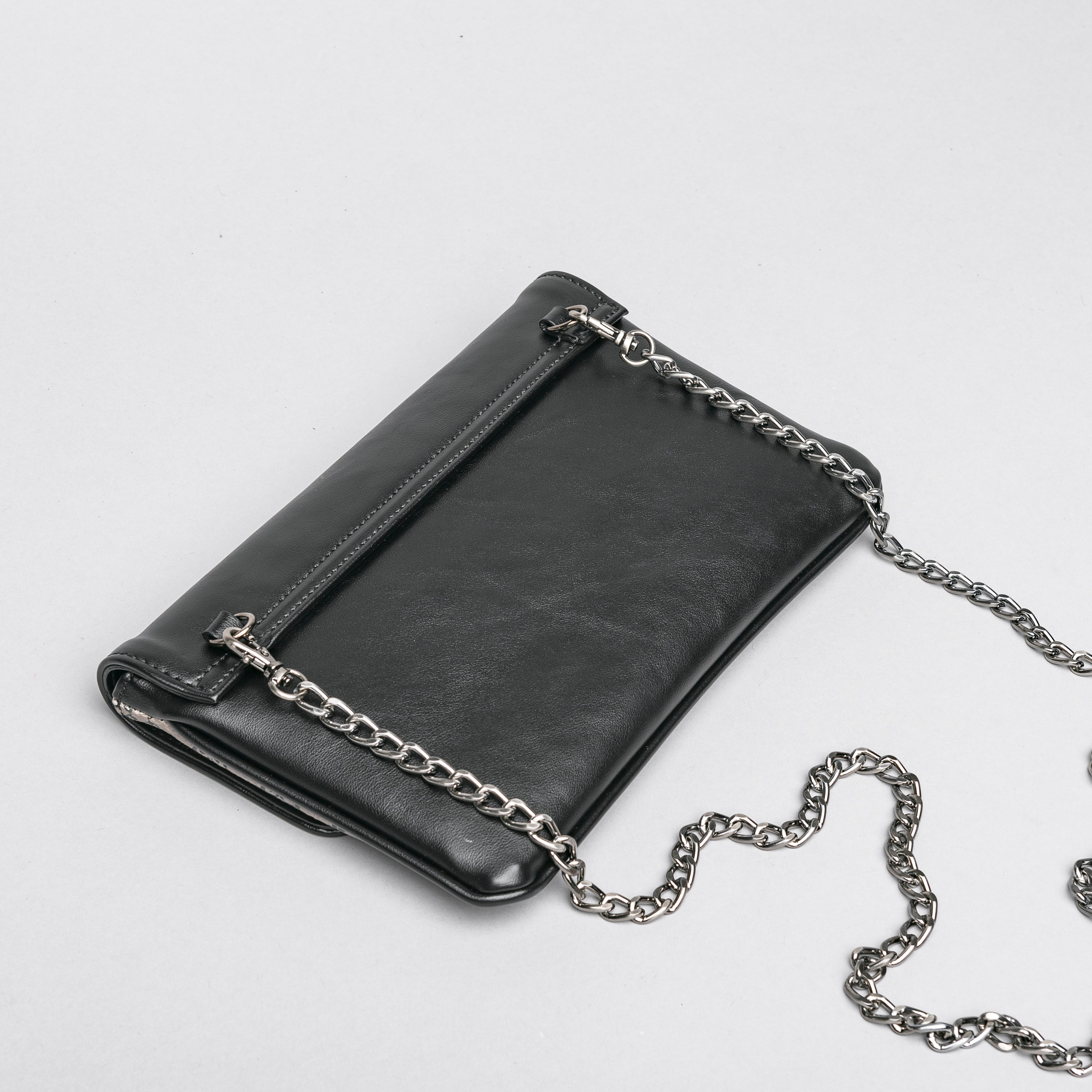 Pochette da Donna in Materiale Tecnico