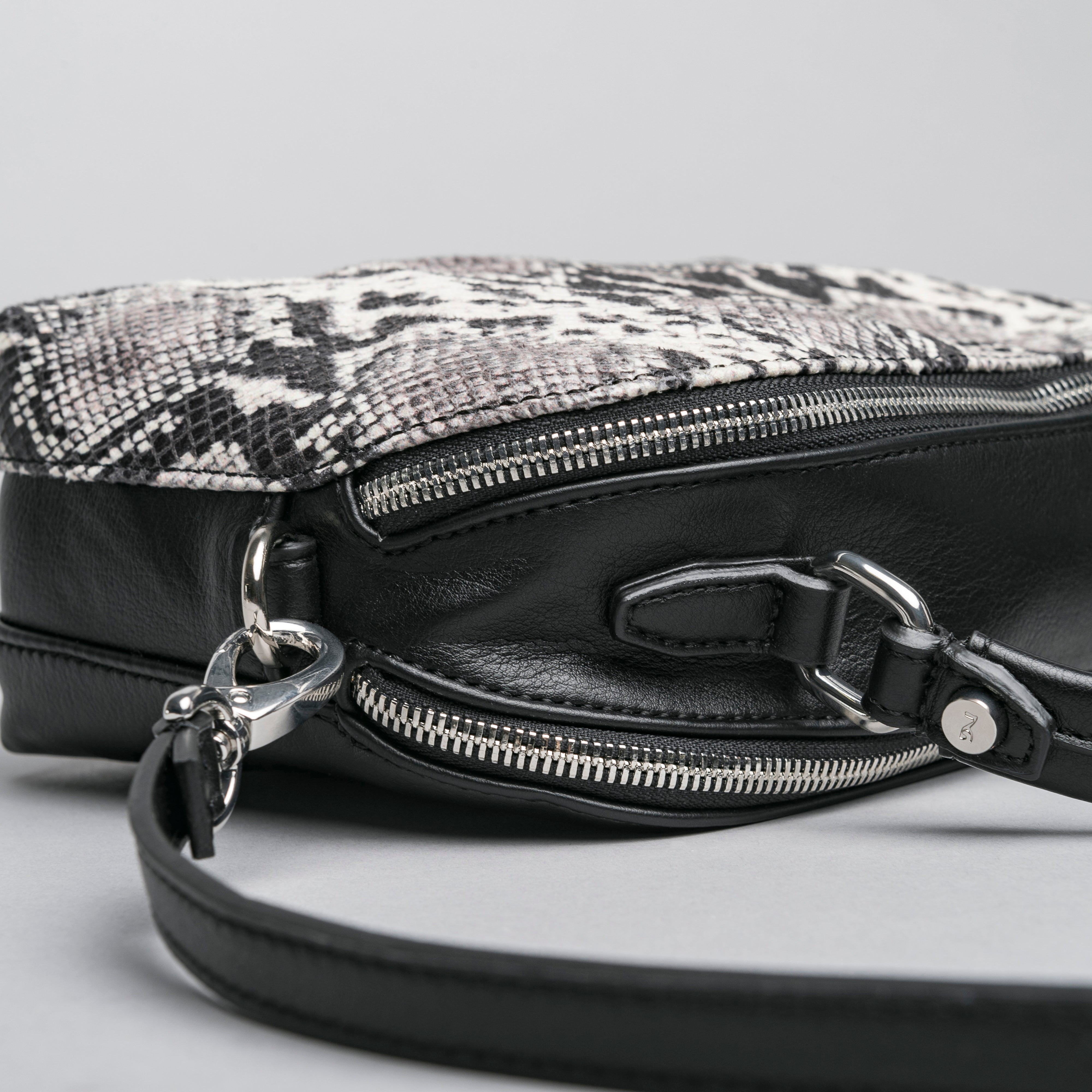 Borsa a Mano da Donnain Materiale Tecnico