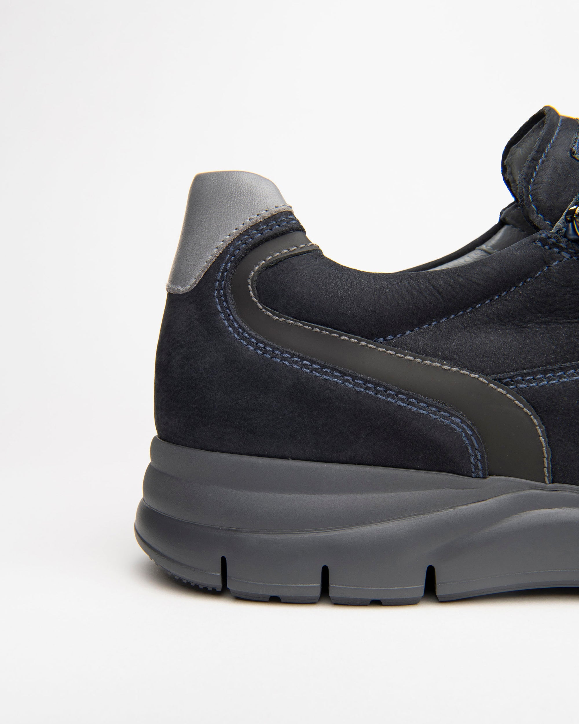 Men’s Leather Sneakers