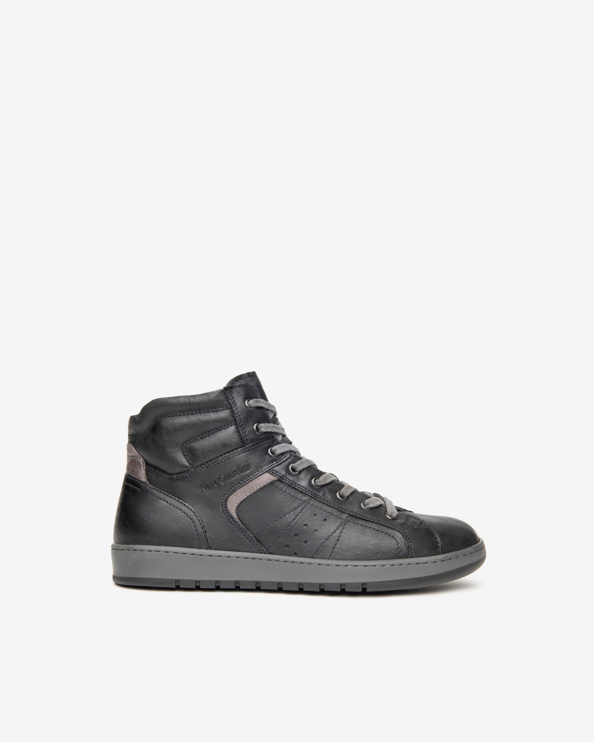 Men’s high top leather sneakers