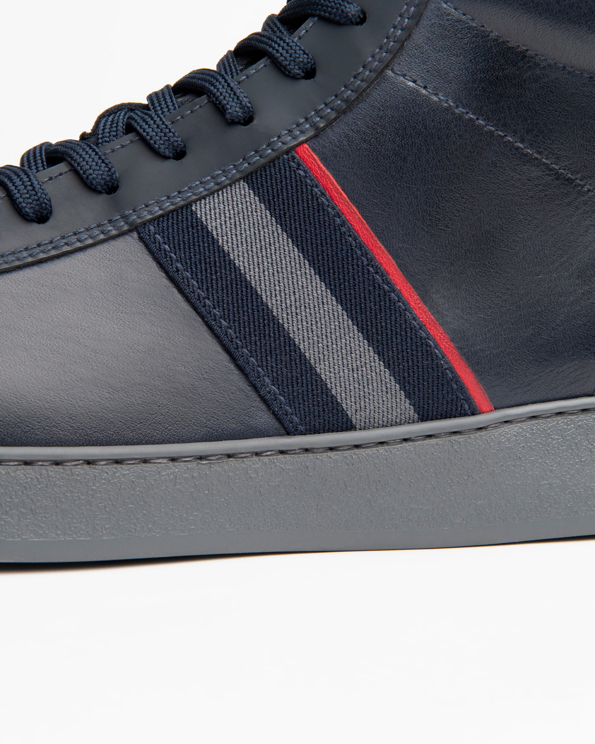 Men’s high top leather sneakers