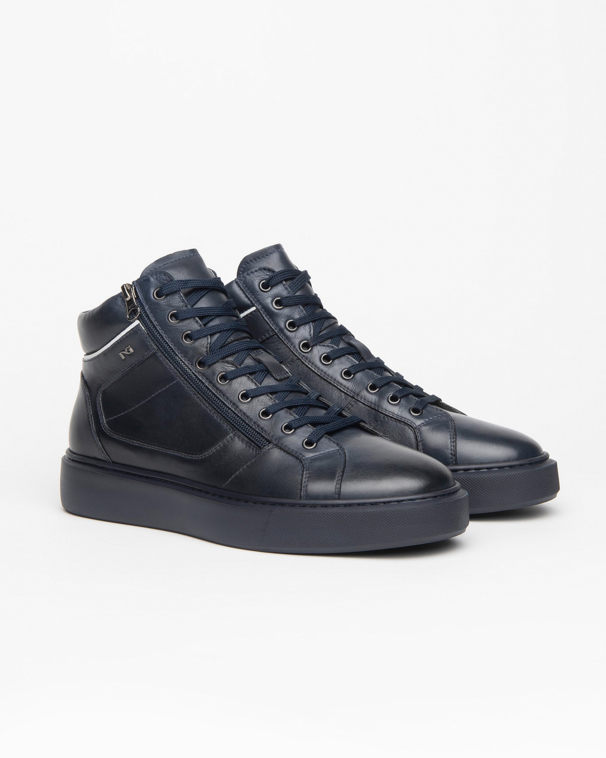 Men’s high top leather sneakers