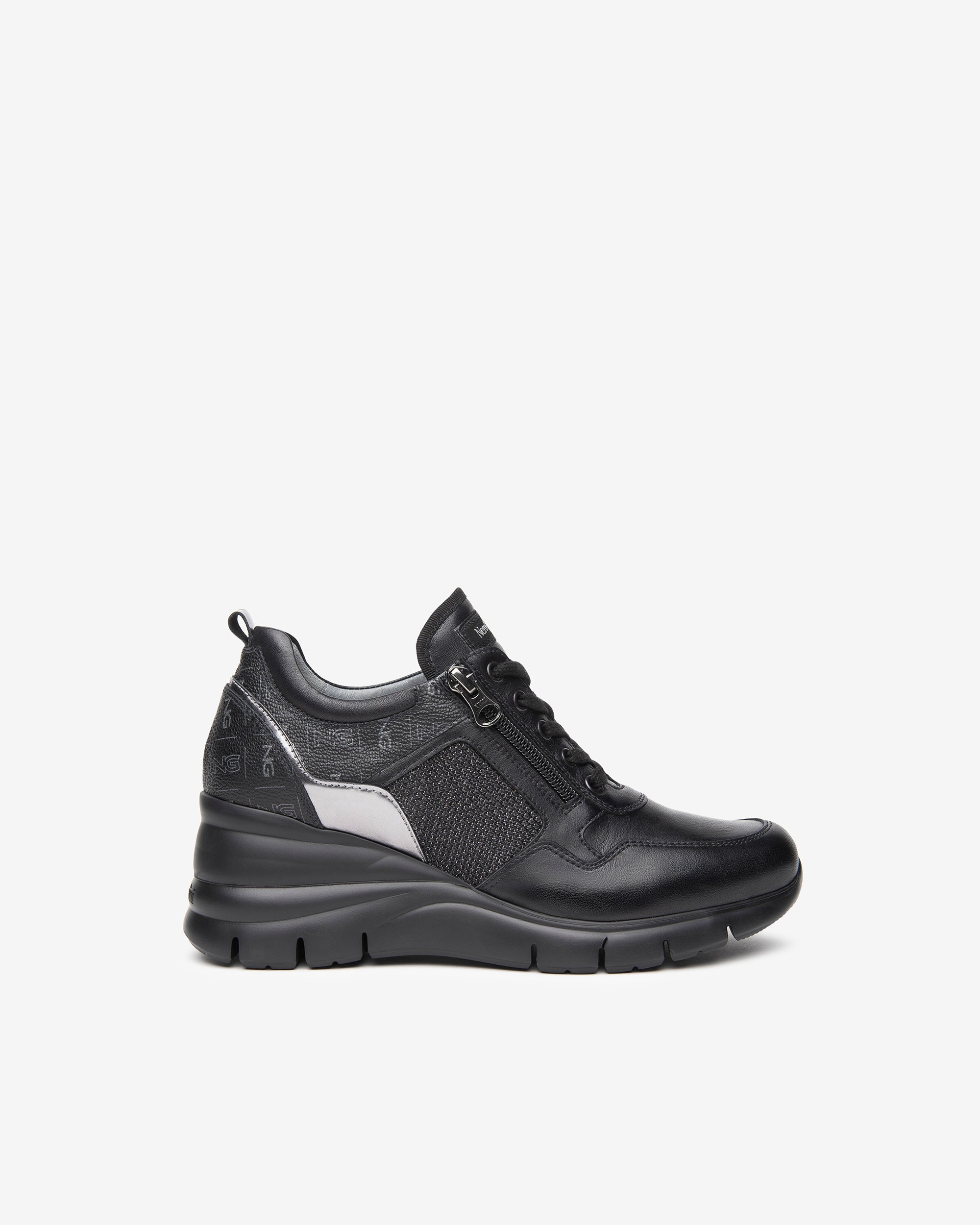 Women’s Leather Sneakers