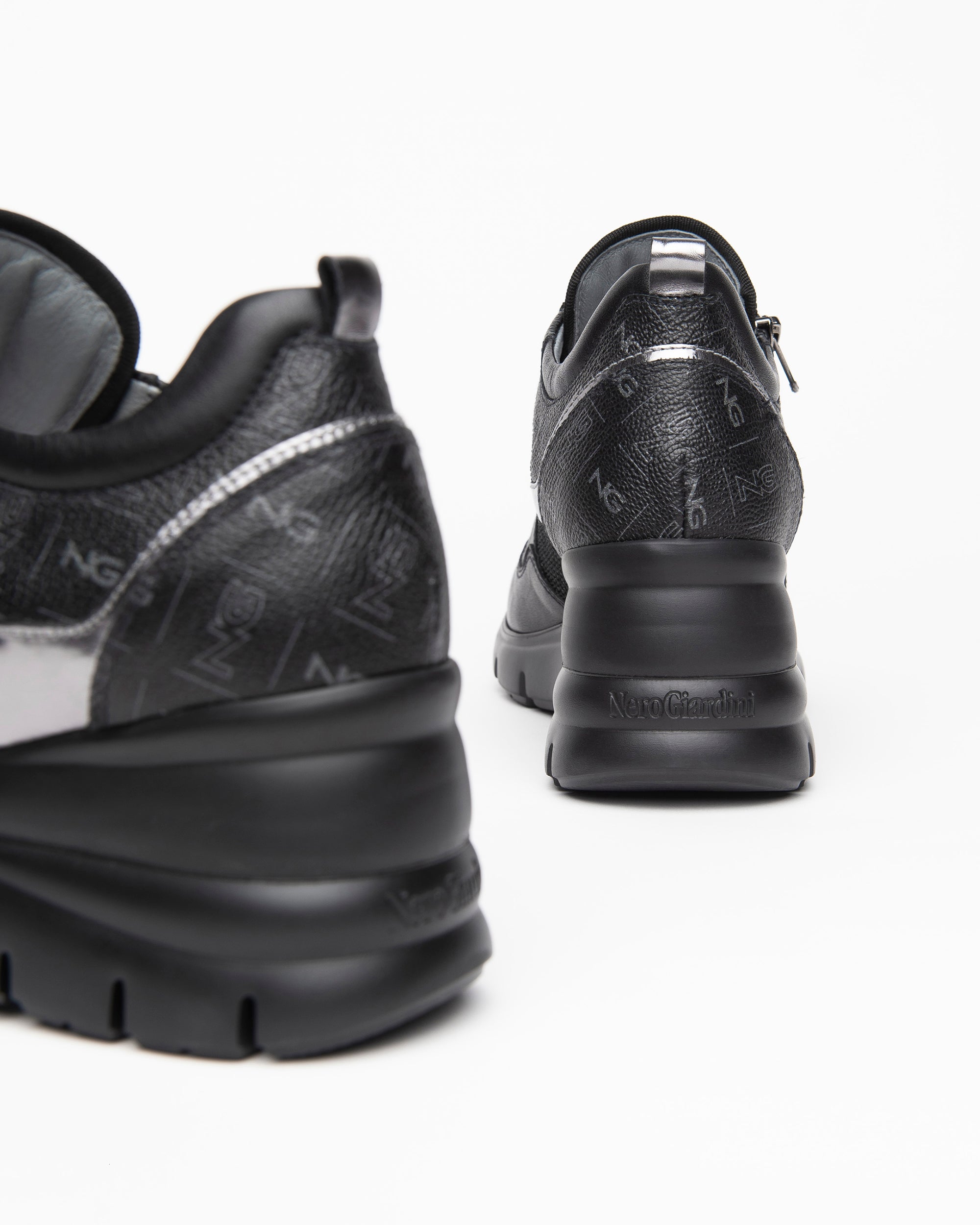 Women’s Leather Sneakers