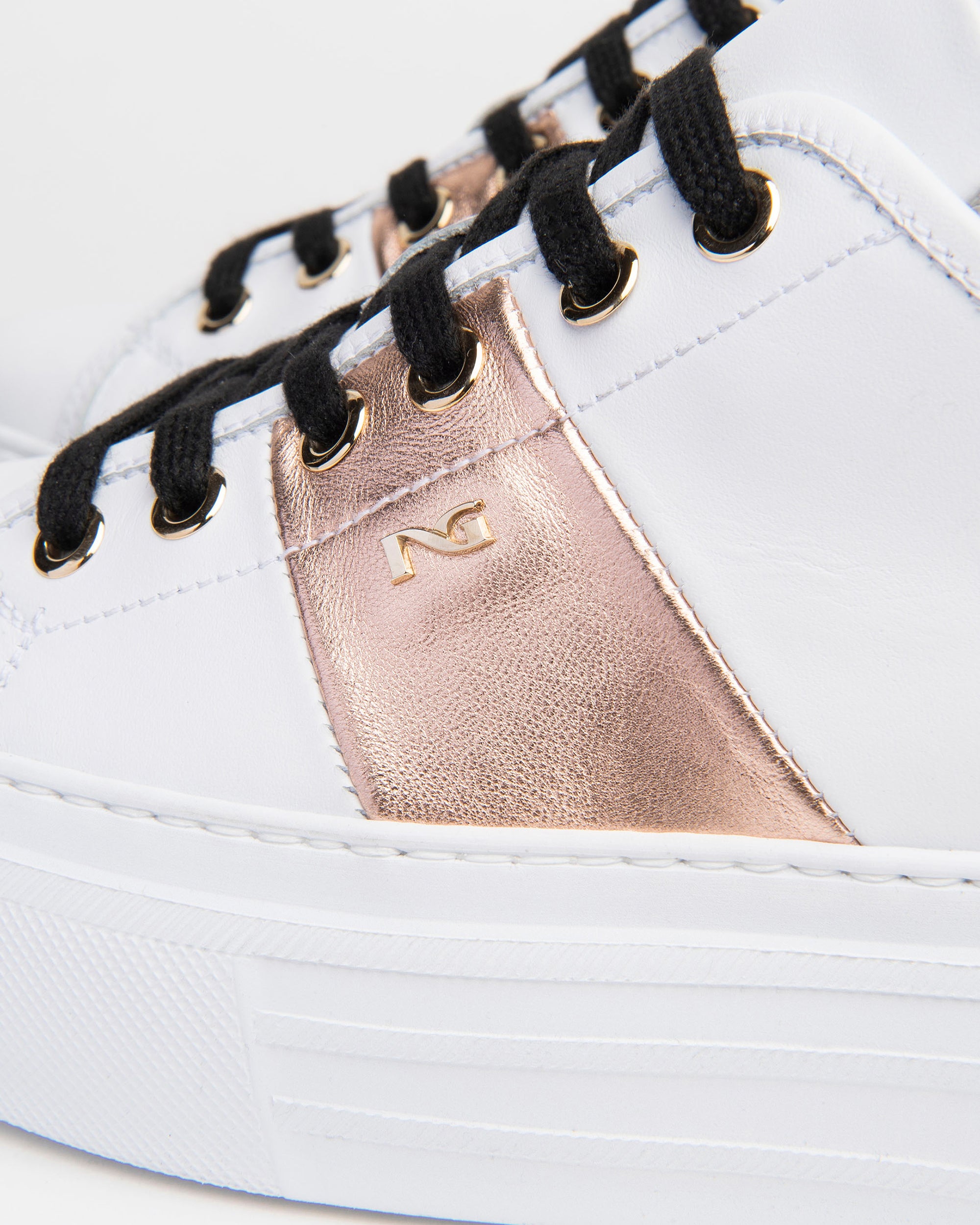 Women’s Leather Sneakers