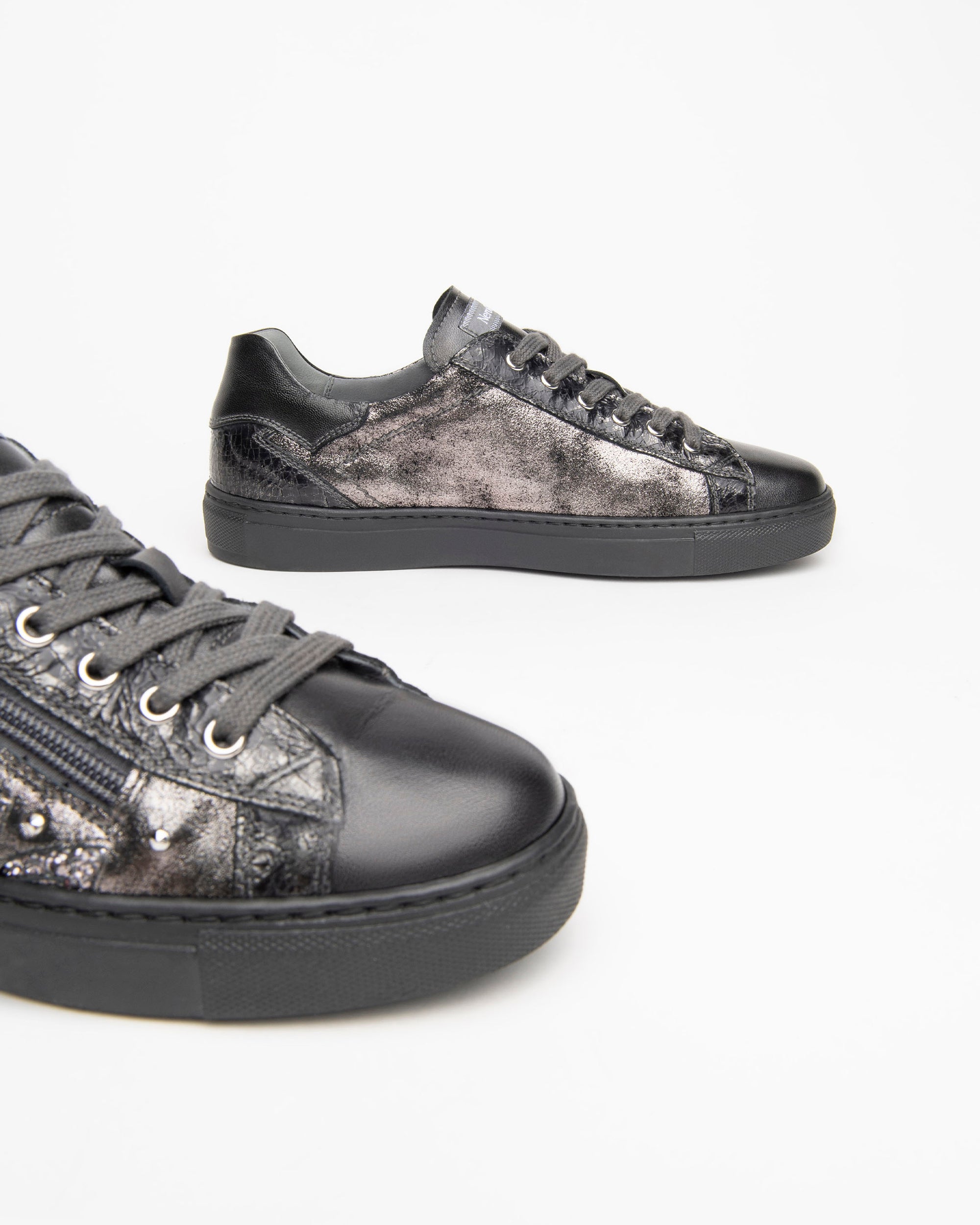 Women’s Leather Sneakers