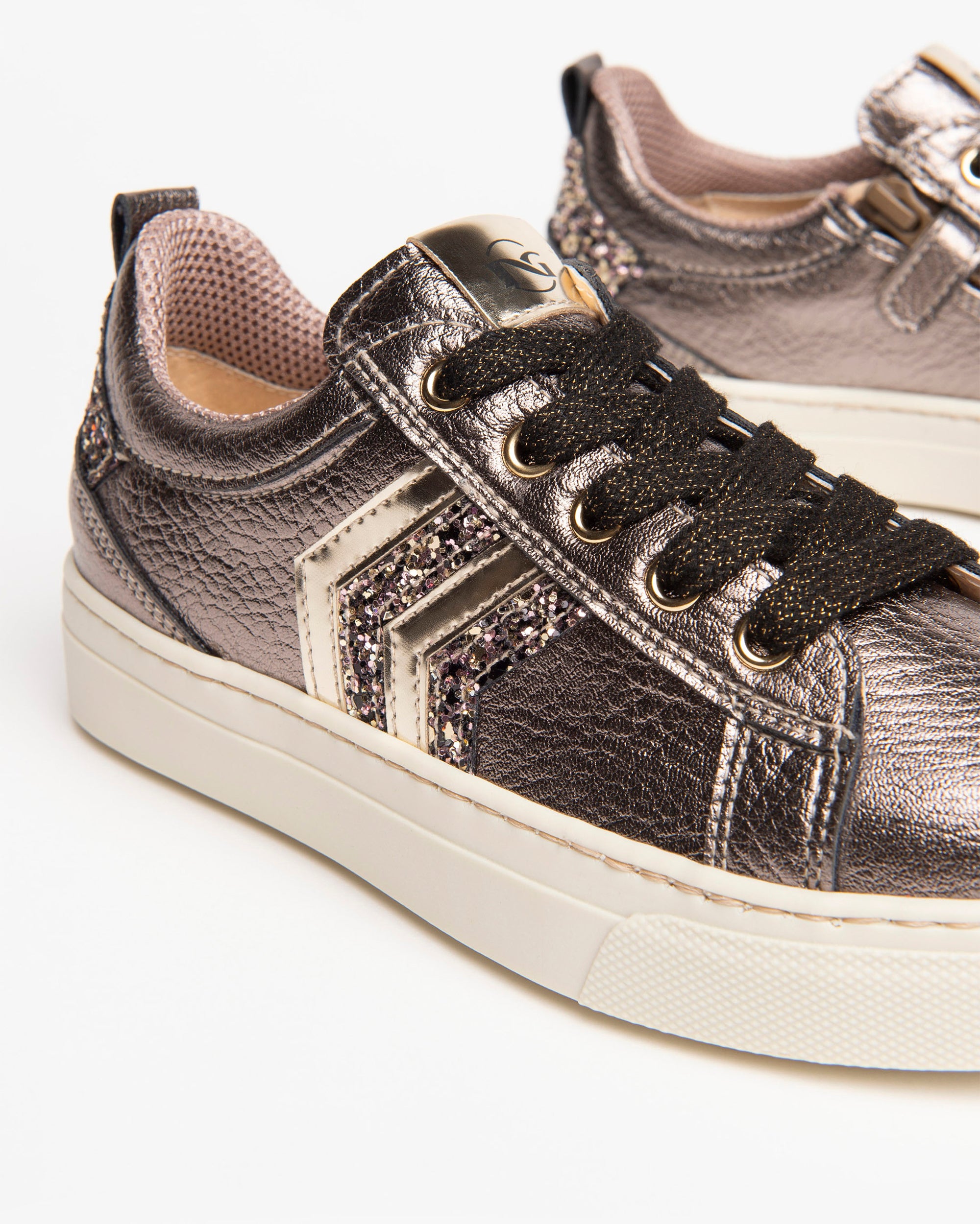 Teen Girls’ Sneakers