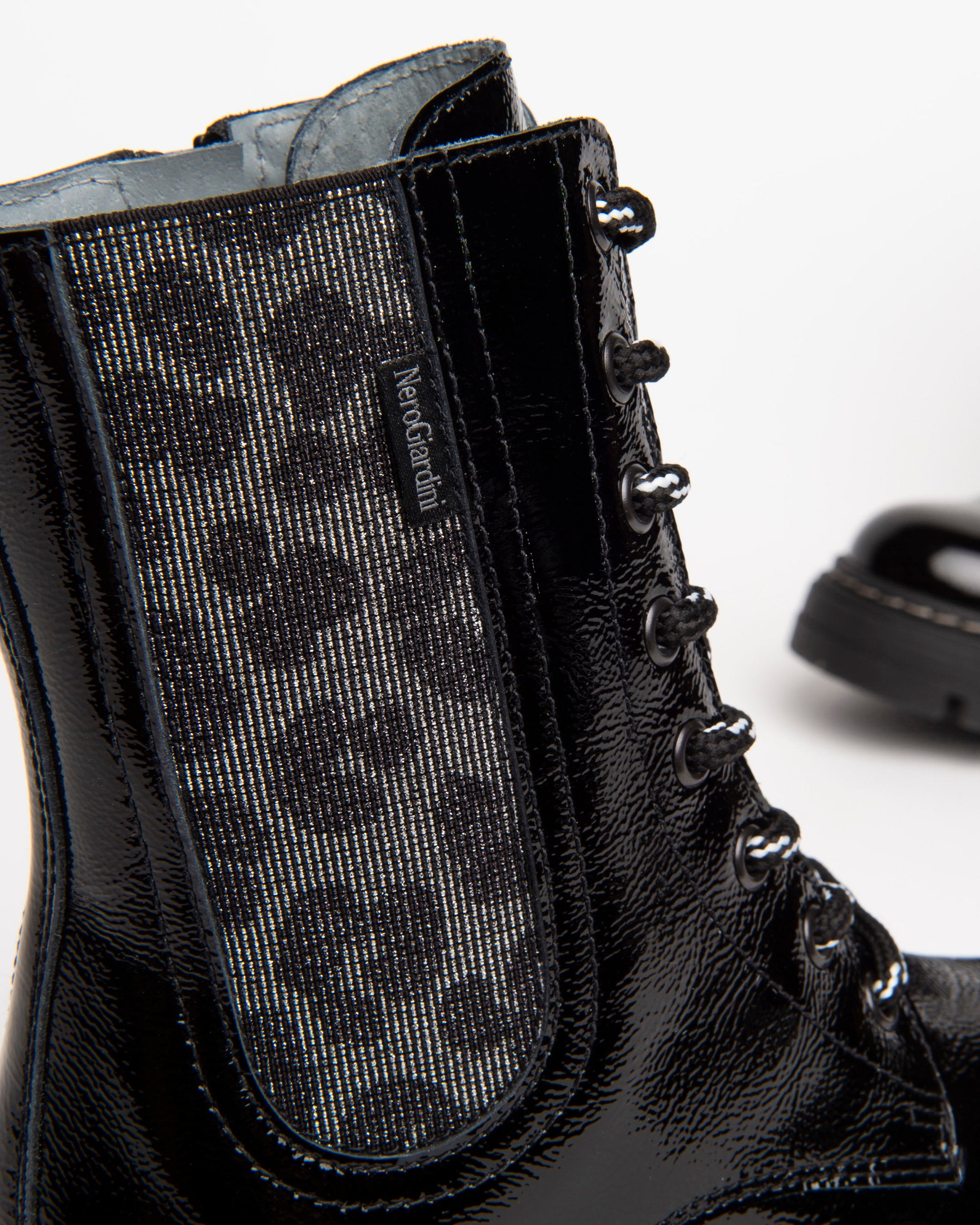 Teen Girls’ Lakleren Combat Boots