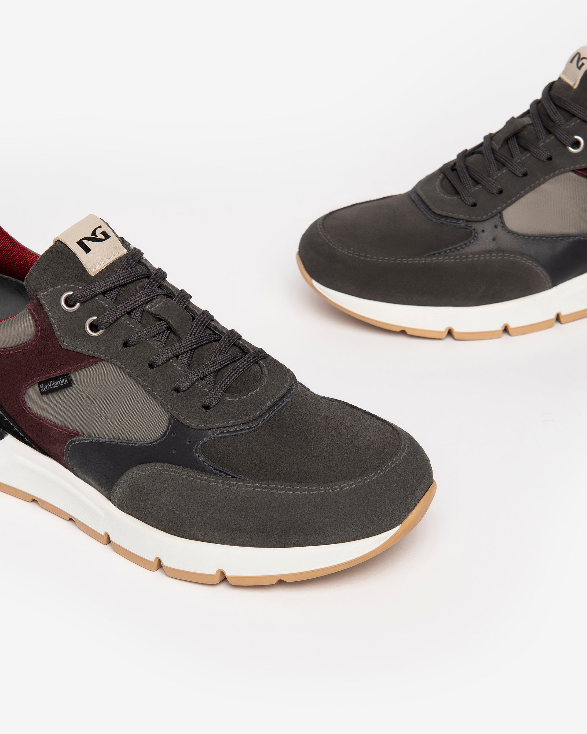 Sneakers Uomo in Camoscio, Pelle e Tela