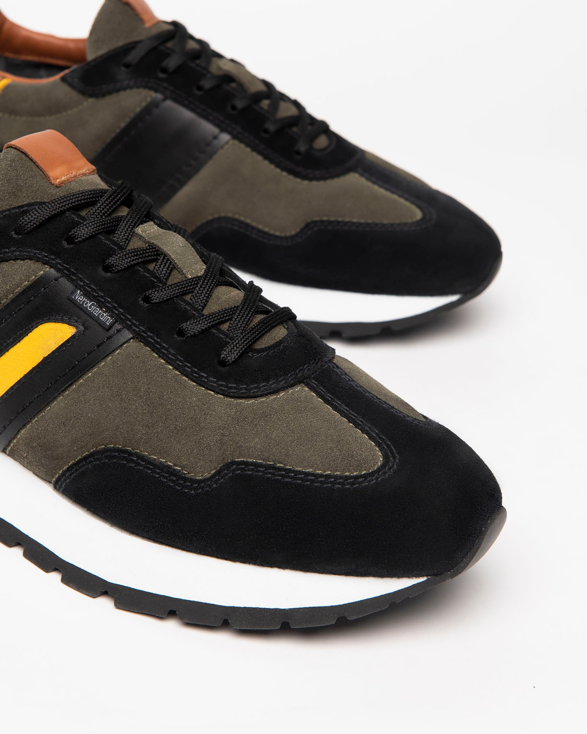 Men's Suede Sneakers
