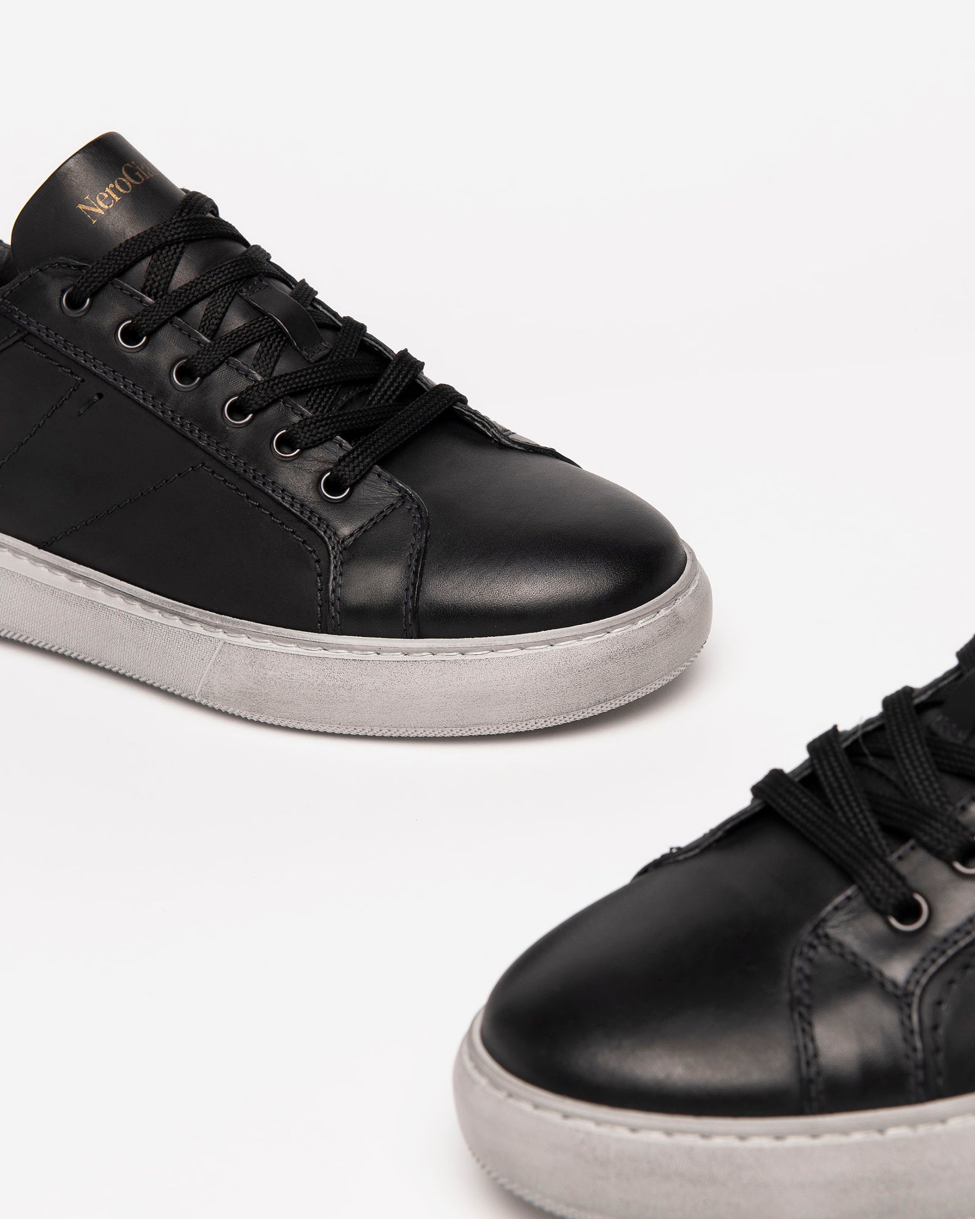 Men’s Leather Sneakers