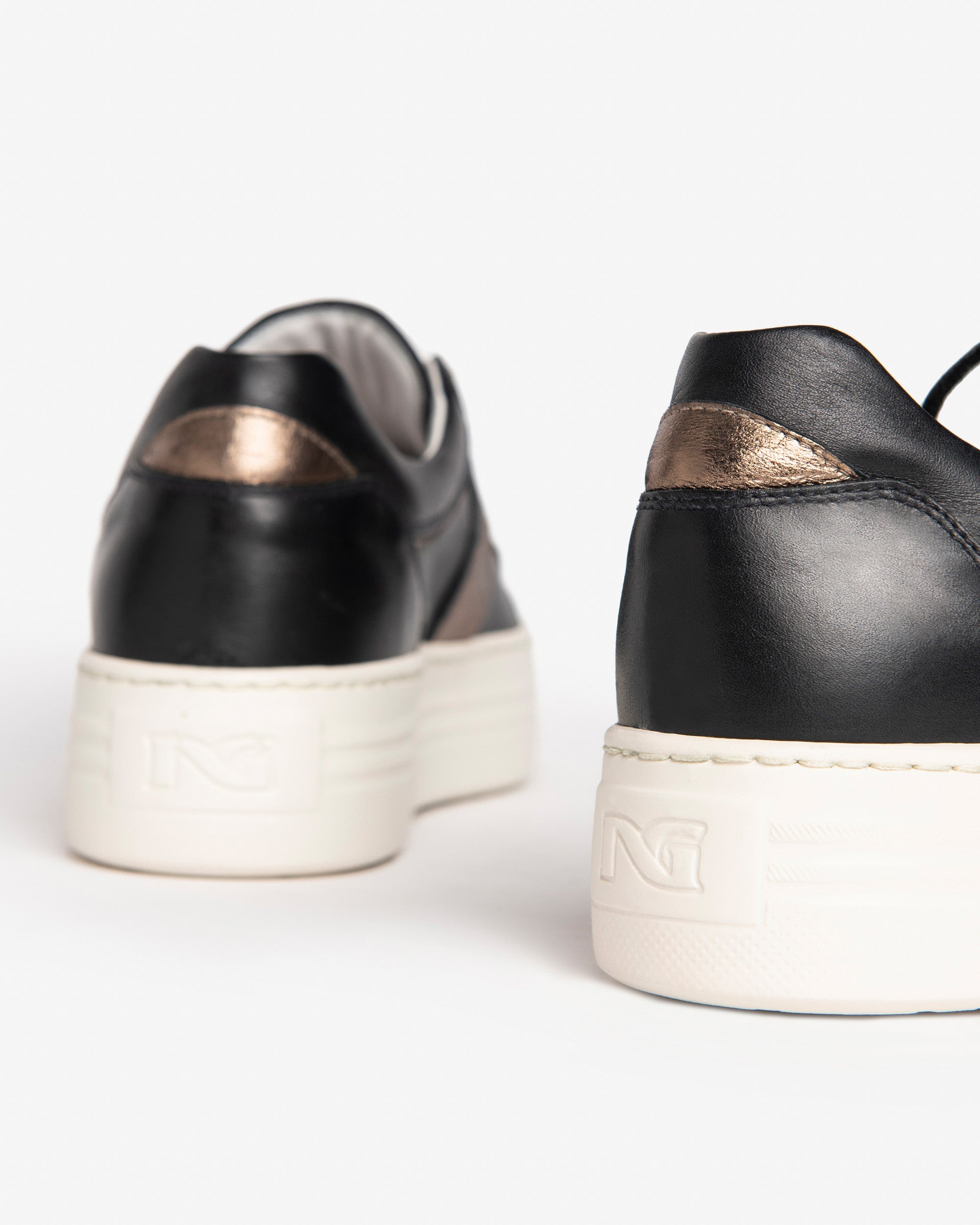 Women’s Leather Sneakers