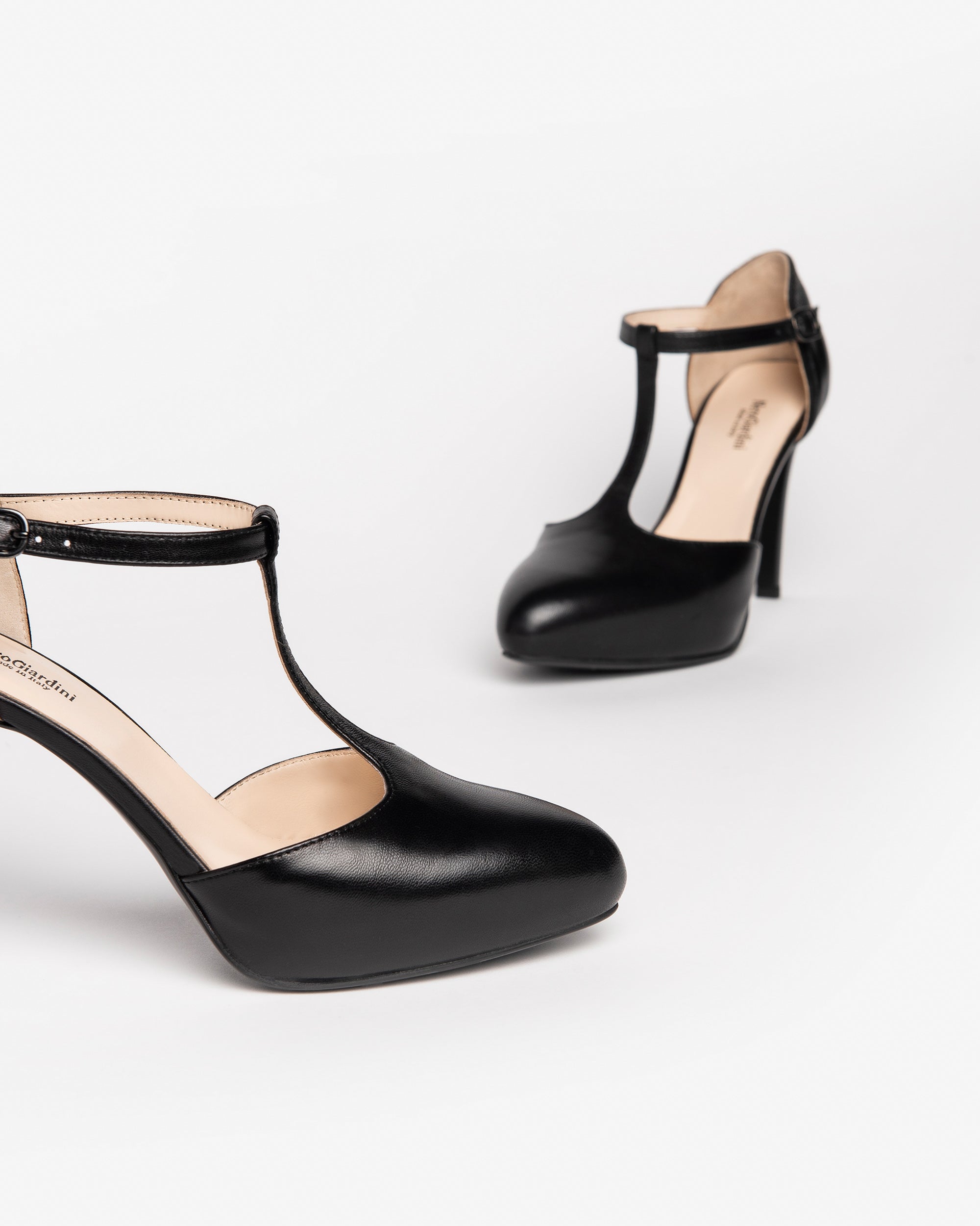 Pumps Dames in Leder en Suède