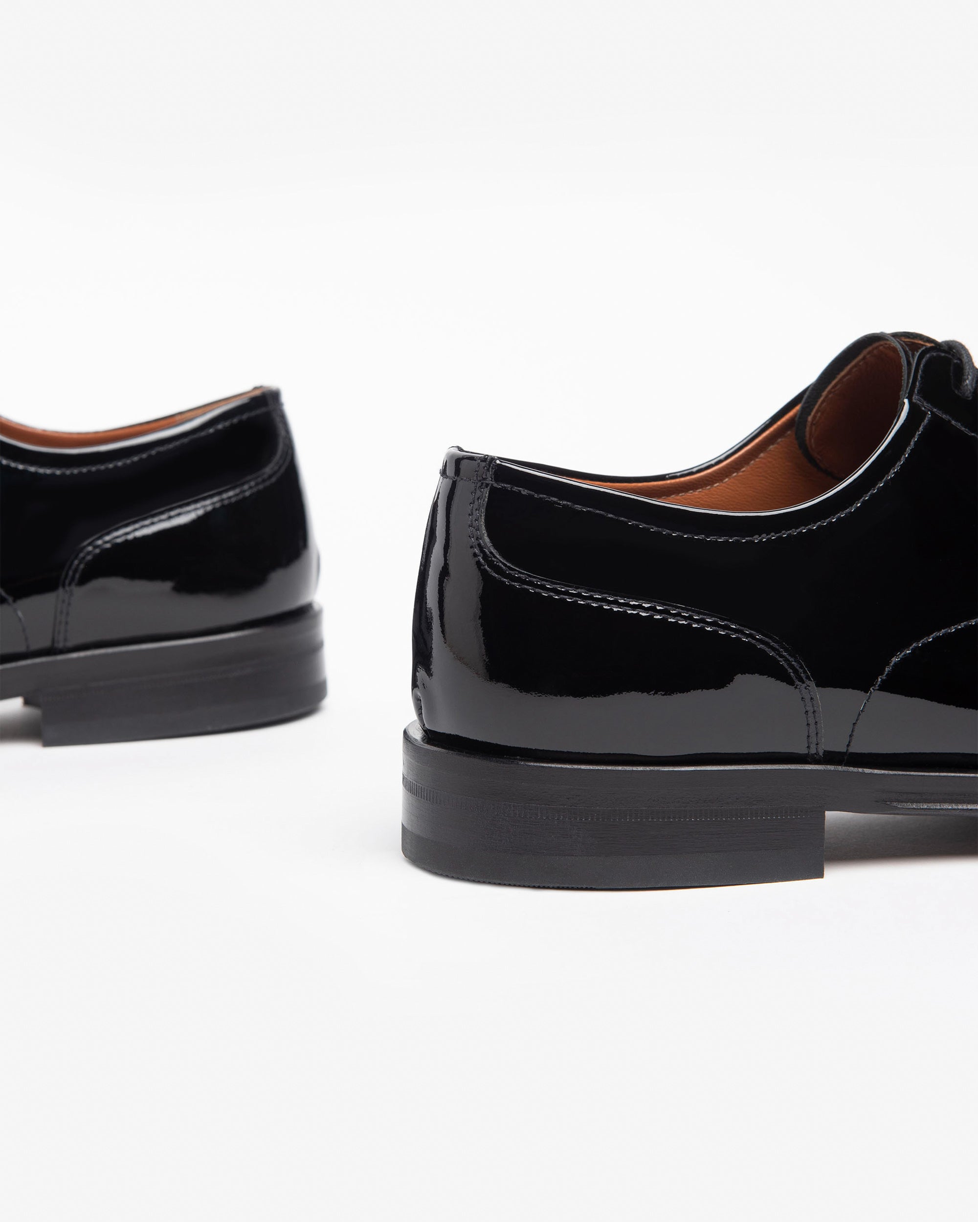 Chaussures à lacets Homme en Vernis