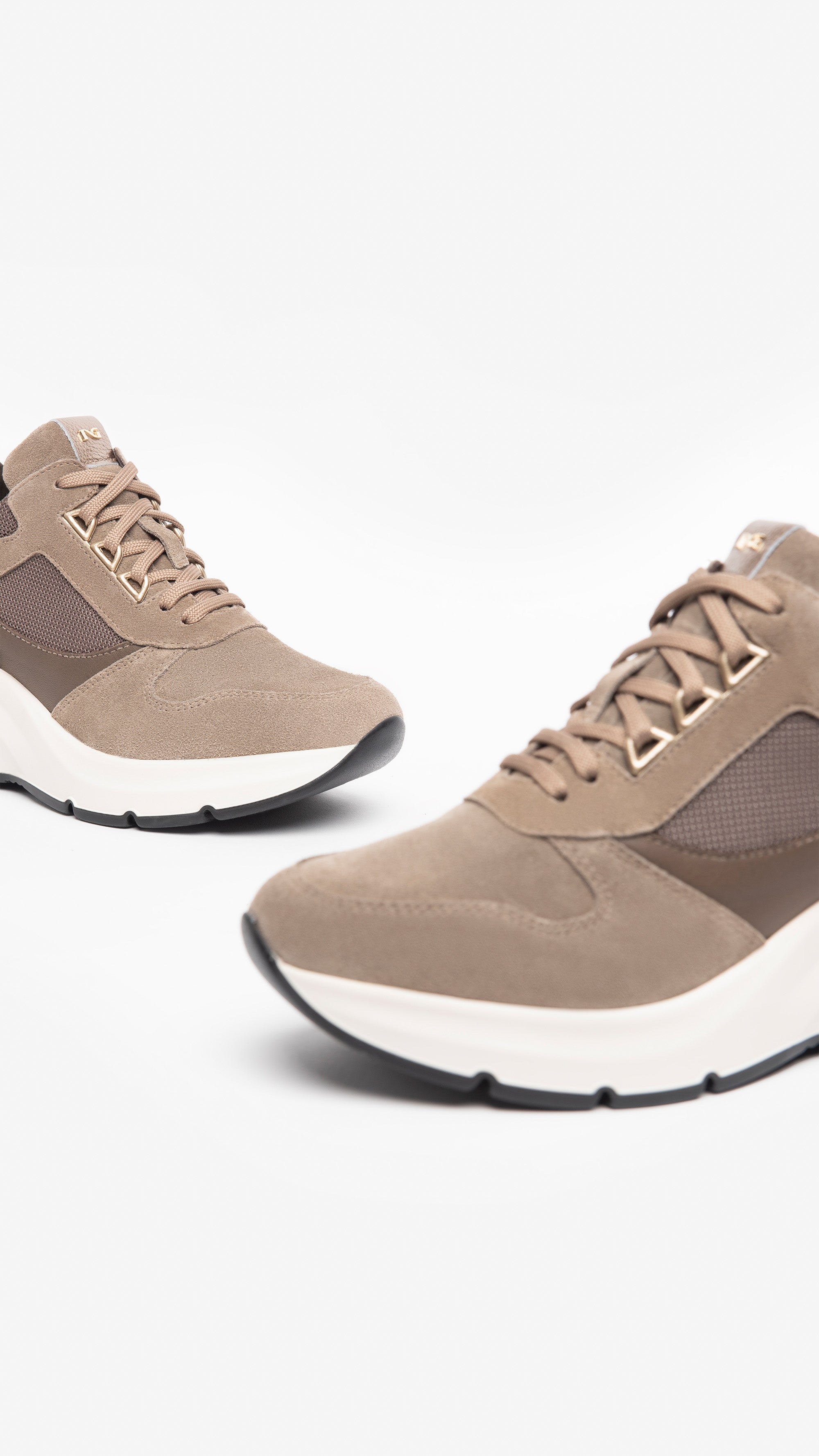 Sneakers Donna in Camoscio e Pelle