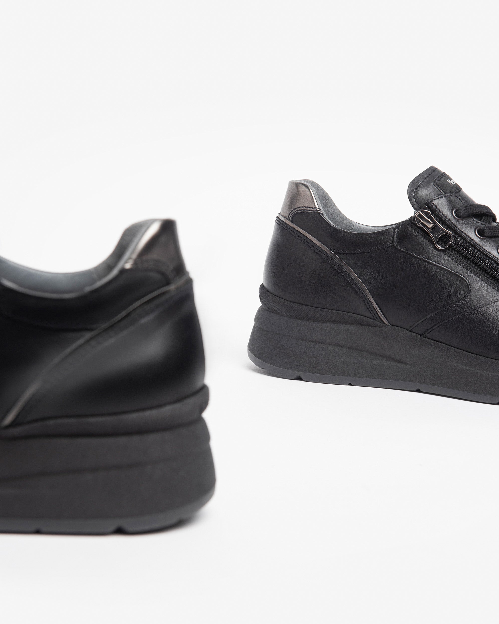 Women’s Leather Sneakers